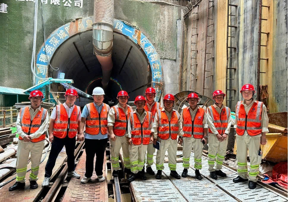 Doanh nghiệp giao thông chuyển giao công nghệ thi công hầm, hợp lực làm dự án lớn- Ảnh 2.
