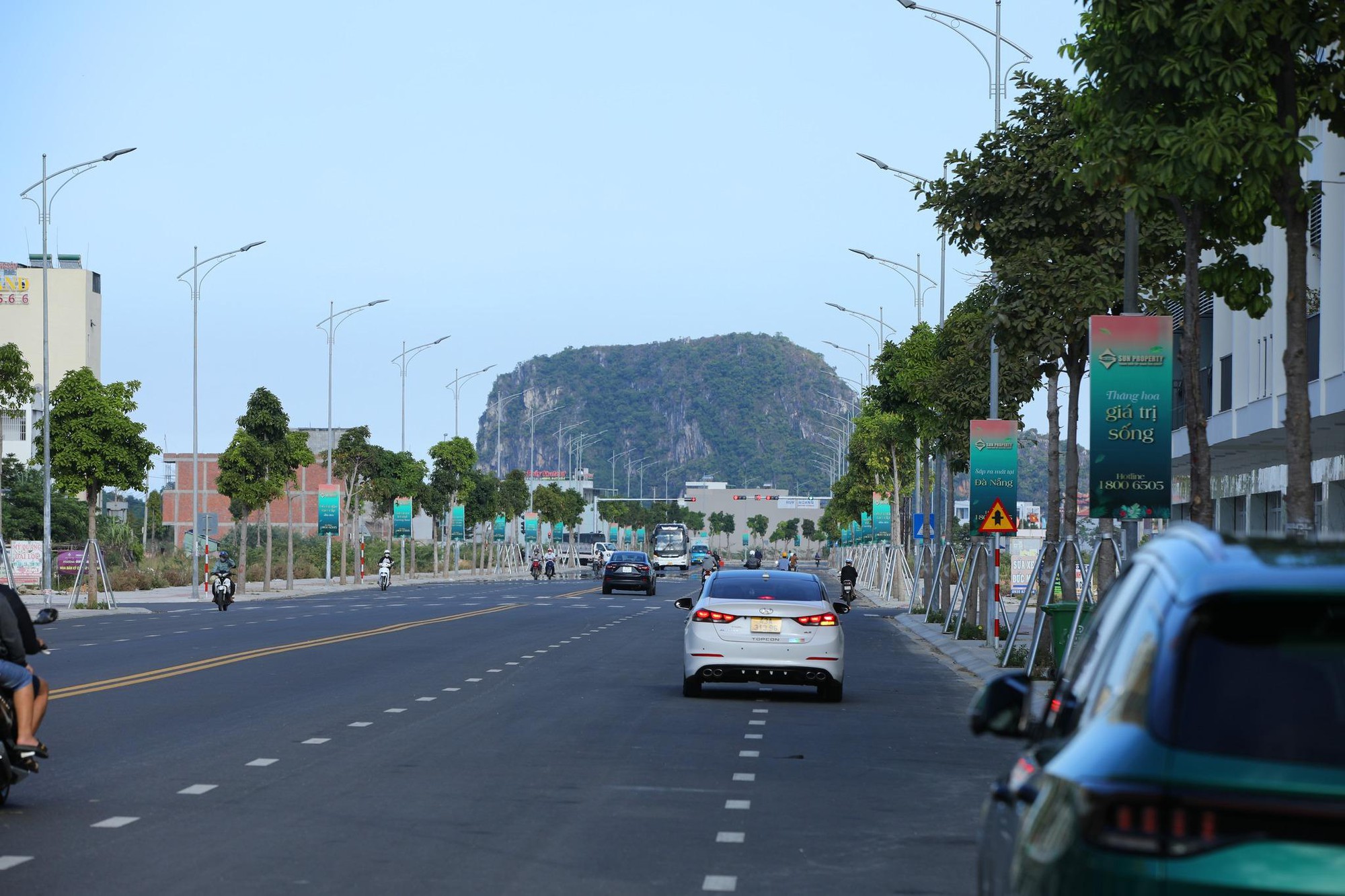 Phân khúc nào đang dẫn dắt thị trường địa ốc Đà Nẵng?- Ảnh 2. Phân khúc nào đang dẫn dắt thị trường địa ốc Đà Nẵng?- Ảnh 2.