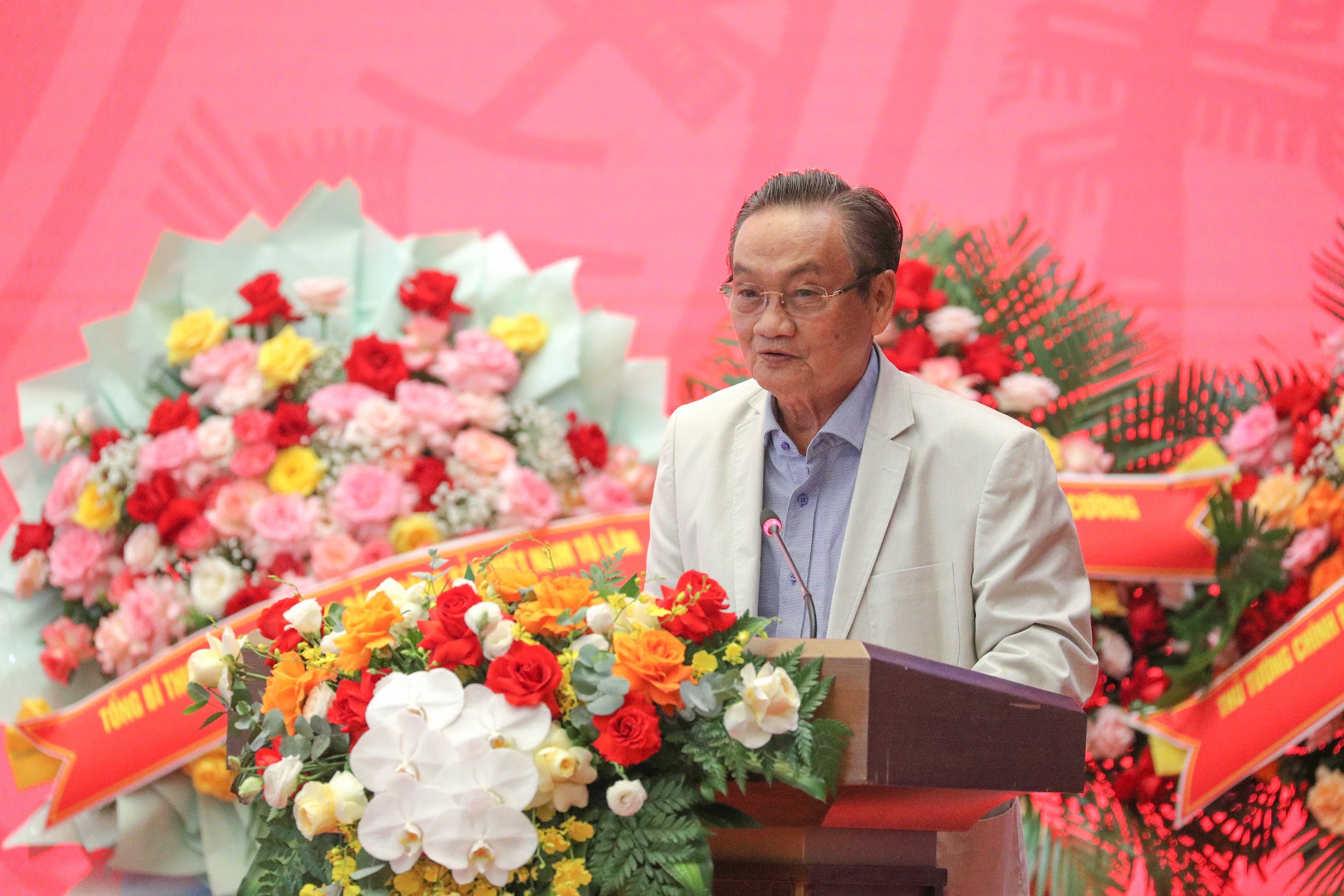 Đẩy nhanh tiến độ sửa Luật Đất đai, Luật Quy hoạch để phát huy nguồn lực- Ảnh 1.