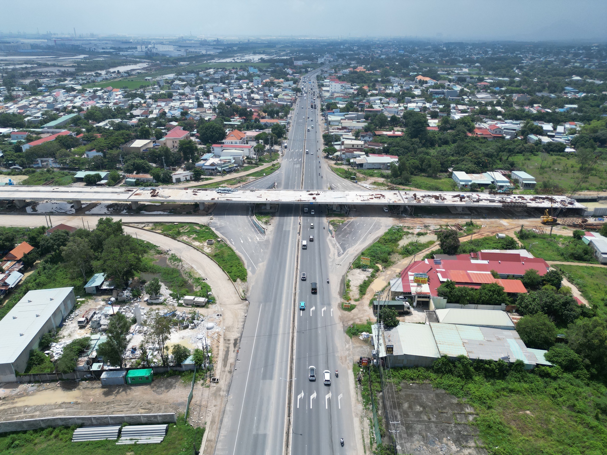 TP.HCM: Huy động nhiều thầu phụ, đẩy nhanh tiến độ dự án đường 991B- Ảnh 1.