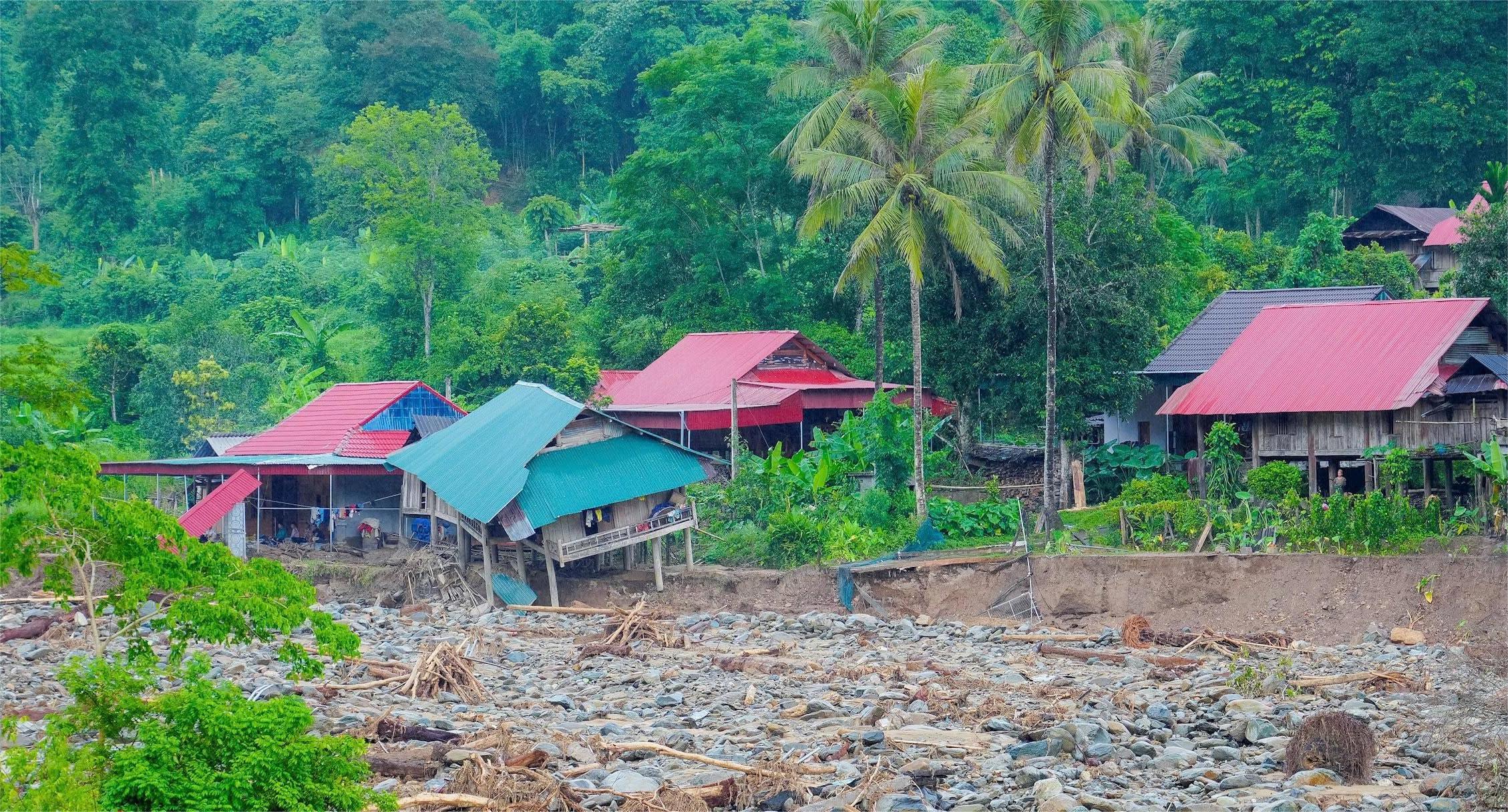 Lũ tàn phá tan hoang, Nghệ An nỗ lực xây khu tái định cư giúp người dân ổn định cuộc sống- Ảnh 2. Lũ tàn phá tan hoang, Nghệ An nỗ lực xây khu tái định cư giúp người dân ổn định cuộc sống- Ảnh 2.