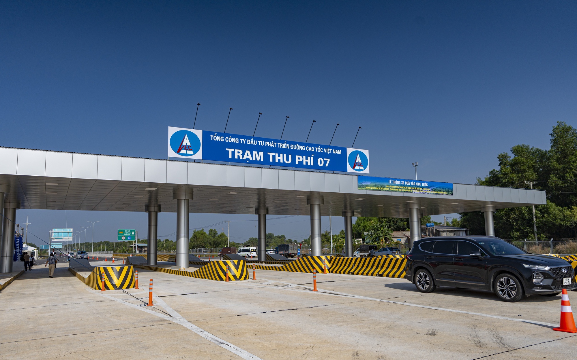 Chính thức thu phí cao tốc Bến Lức - Long Thành từ ngày 10/8