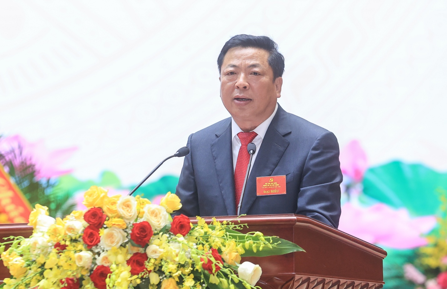 Ministry of Construction convenes first Party Congress to chart breakthroughs and vision- Ảnh 2. Ministry of Construction convenes first Party Congress to chart breakthroughs and vision- Ảnh 2.