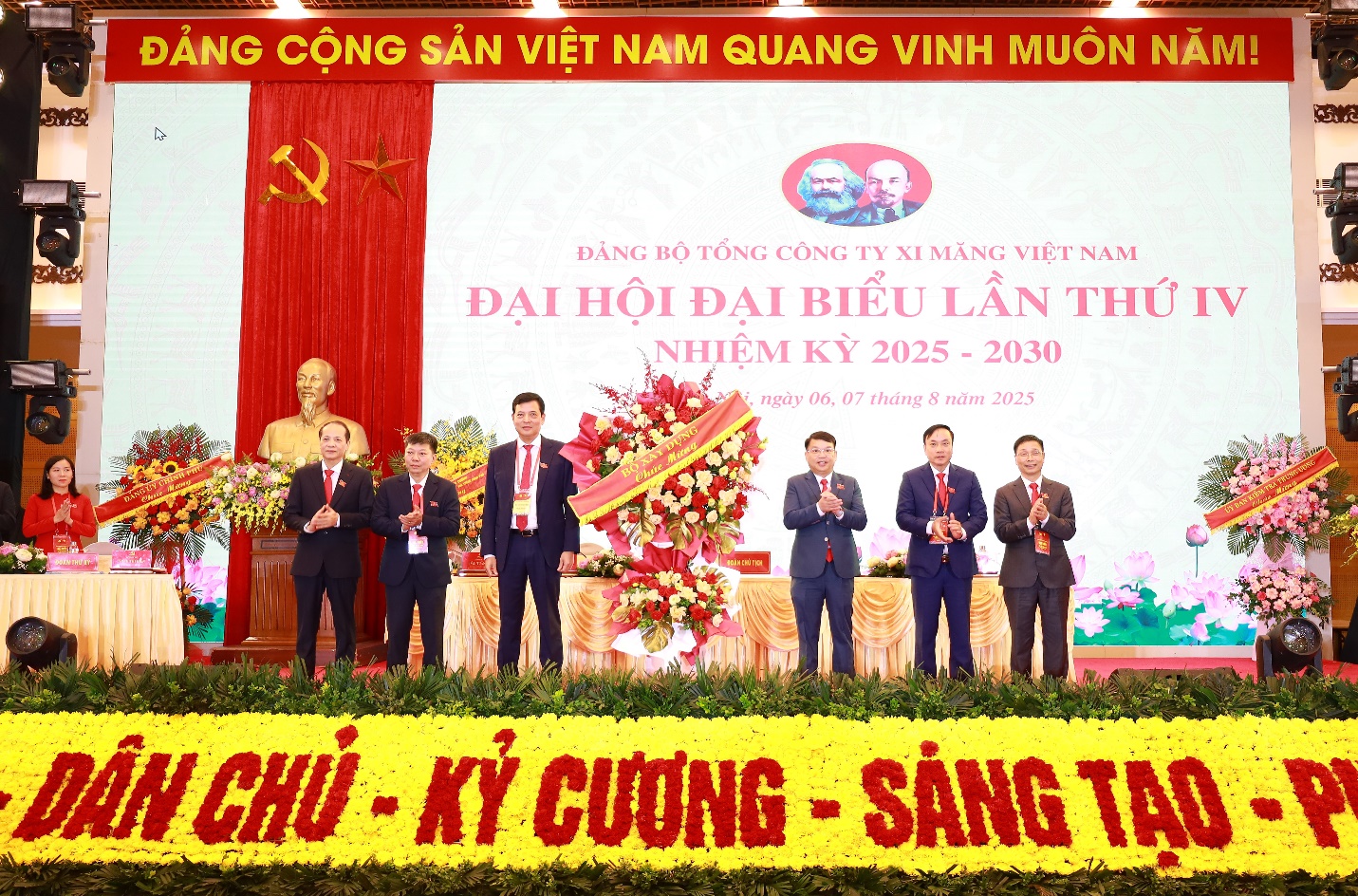 VICEM xây dựng doanh nghiệp số với mô hình quản trị hiện đại- Ảnh 2.