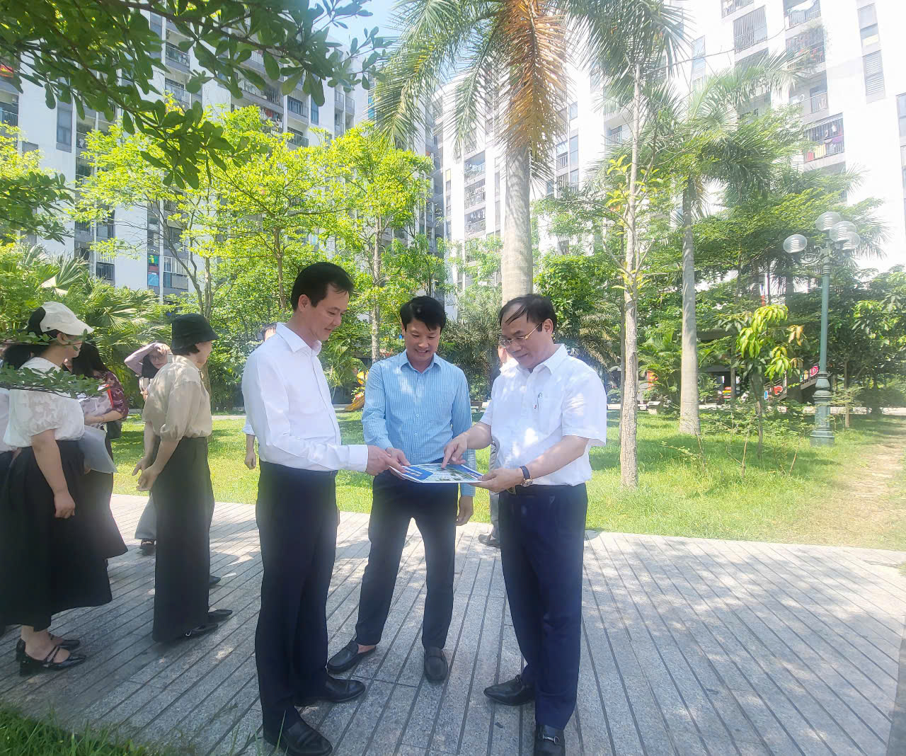 Vì sao Hà Tĩnh đề xuất chuyển chỉ tiêu 200 căn nhà ở xã hội năm 2025 sang năm 2026?- Ảnh 1. Vì sao Hà Tĩnh đề xuất chuyển chỉ tiêu 200 căn nhà ở xã hội năm 2025 sang năm 2026?- Ảnh 1.