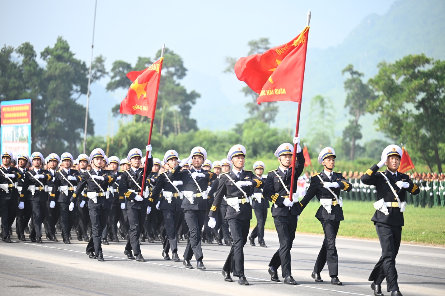 Toàn cảnh các khối diễu binh, diễu hành hợp luyện khi đại lễ đã cận kề- Ảnh 5. Toàn cảnh các khối diễu binh, diễu hành hợp luyện khi đại lễ đã cận kề- Ảnh 5.