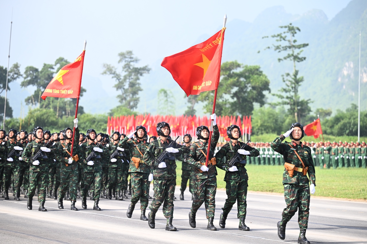 Toàn cảnh các khối diễu binh, diễu hành hợp luyện khi đại lễ đã cận kề- Ảnh 15. Toàn cảnh các khối diễu binh, diễu hành hợp luyện khi đại lễ đã cận kề- Ảnh 15.