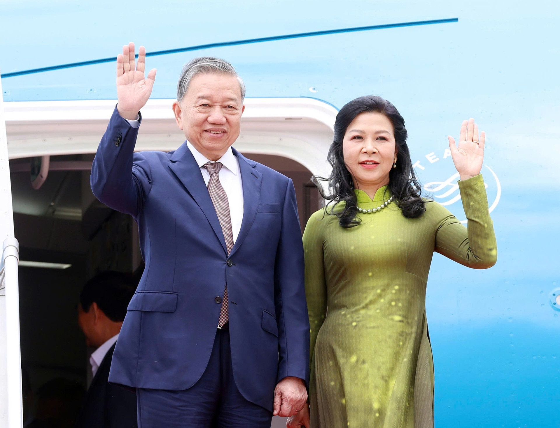 Tổng Bí thư Tô Lâm cùng phu nhân sắp thăm Hàn Quốc- Ảnh 1. Tổng Bí thư Tô Lâm cùng phu nhân sắp thăm Hàn Quốc- Ảnh 1.