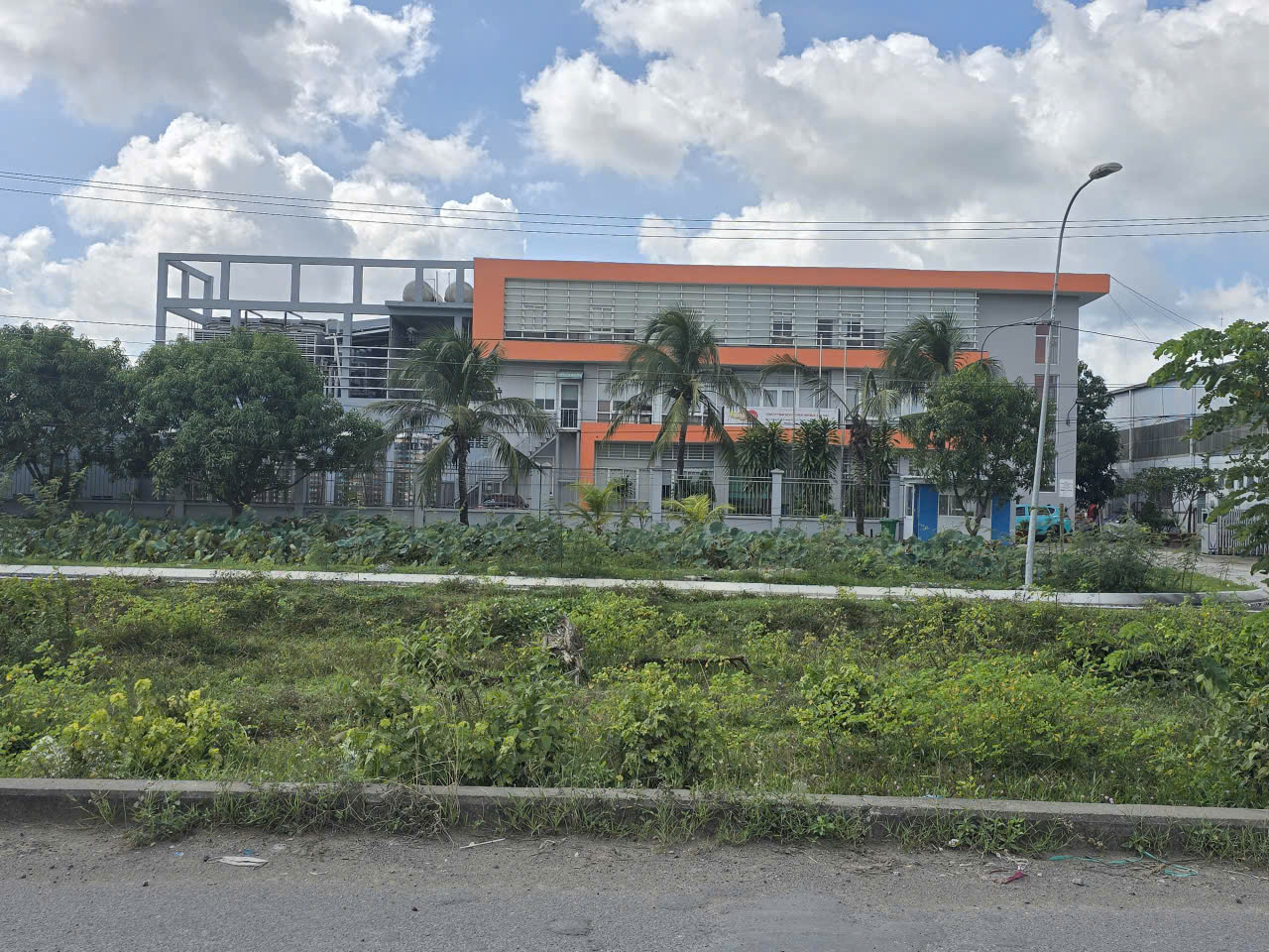 Cần Thơ: Khu công nghiệp thành lập 20 năm không có hệ thống xử lý nước thải- Ảnh 3. Cần Thơ: Khu công nghiệp thành lập 20 năm không có hệ thống xử lý nước thải- Ảnh 3.