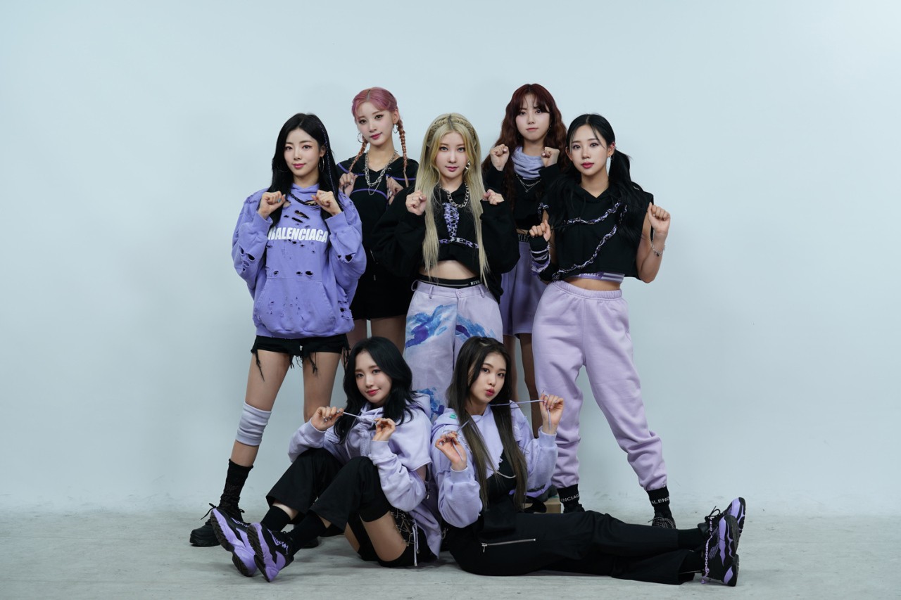 Kpop bão hòa nhóm nhạc: Người giải tán, tìm hướng xuất khẩu nước ngoài- Ảnh 1. Kpop bão hòa nhóm nhạc: Người giải tán, tìm hướng xuất khẩu nước ngoài- Ảnh 1.