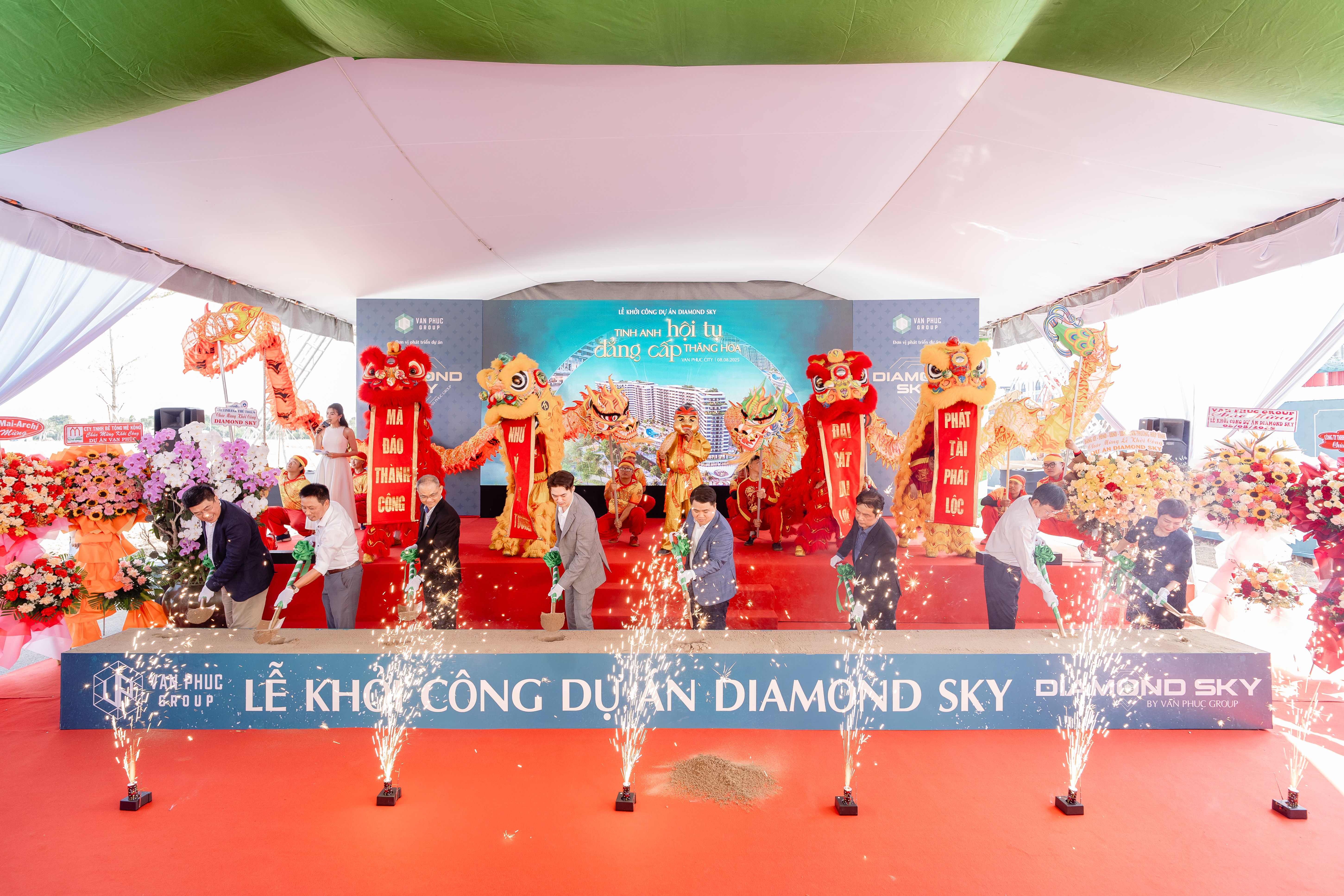 Khởi công Diamond Sky - Khu phức hợp căn hộ cao cấp và TTTM đầu tiên tại Van Phuc City- Ảnh 1. Khởi công Diamond Sky - Khu phức hợp căn hộ cao cấp và TTTM đầu tiên tại Van Phuc City- Ảnh 1.