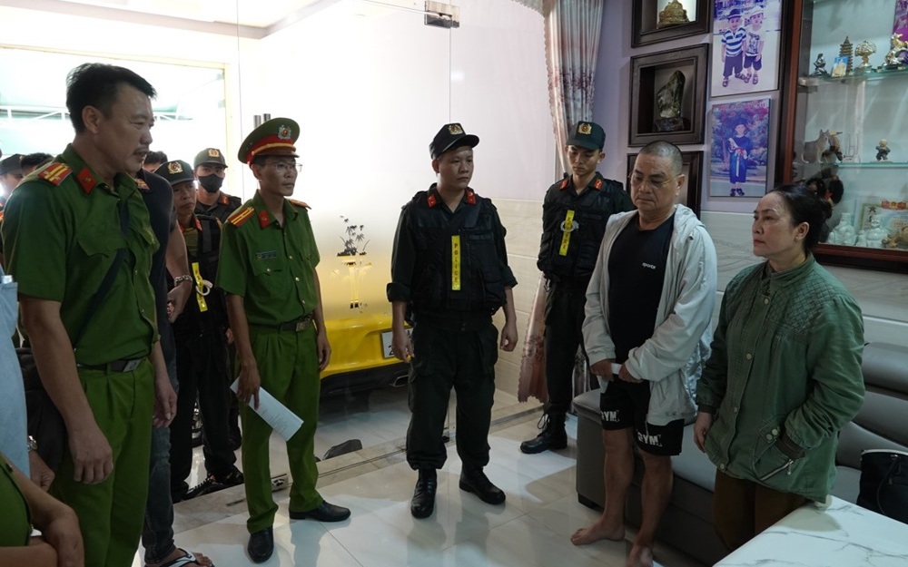 Lâm Đồng: Bắt nhóm tín dụng đen cho vay lãi nặng, thu lợi bất chính hàng tỷ đồng