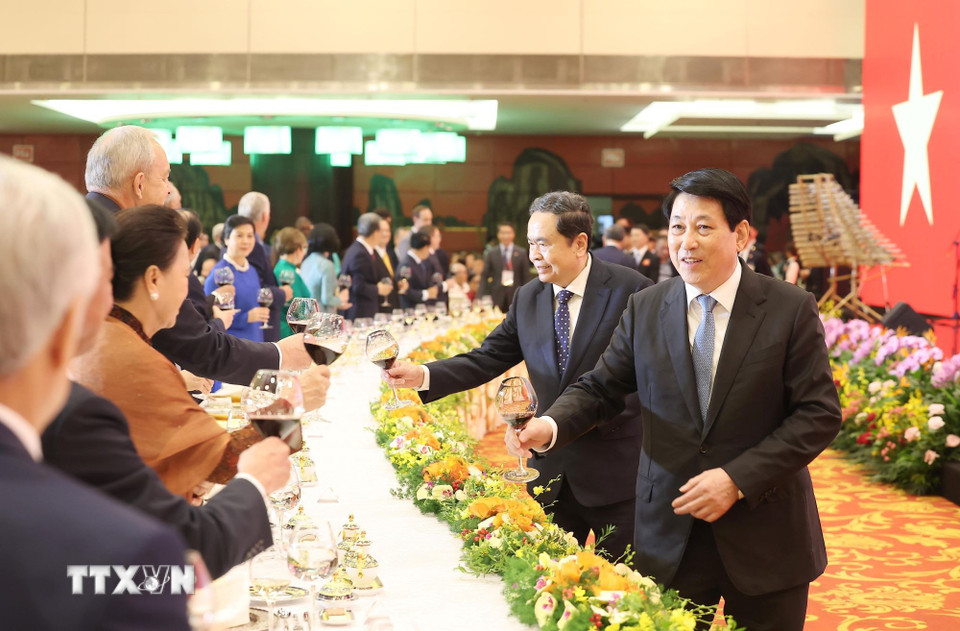 Chủ tịch nước: Khát vọng hùng cường, Việt Nam sẽ tiếp tục chinh phục những đỉnh cao mới- Ảnh 5. Chủ tịch nước: Khát vọng hùng cường, Việt Nam sẽ tiếp tục chinh phục những đỉnh cao mới- Ảnh 5.