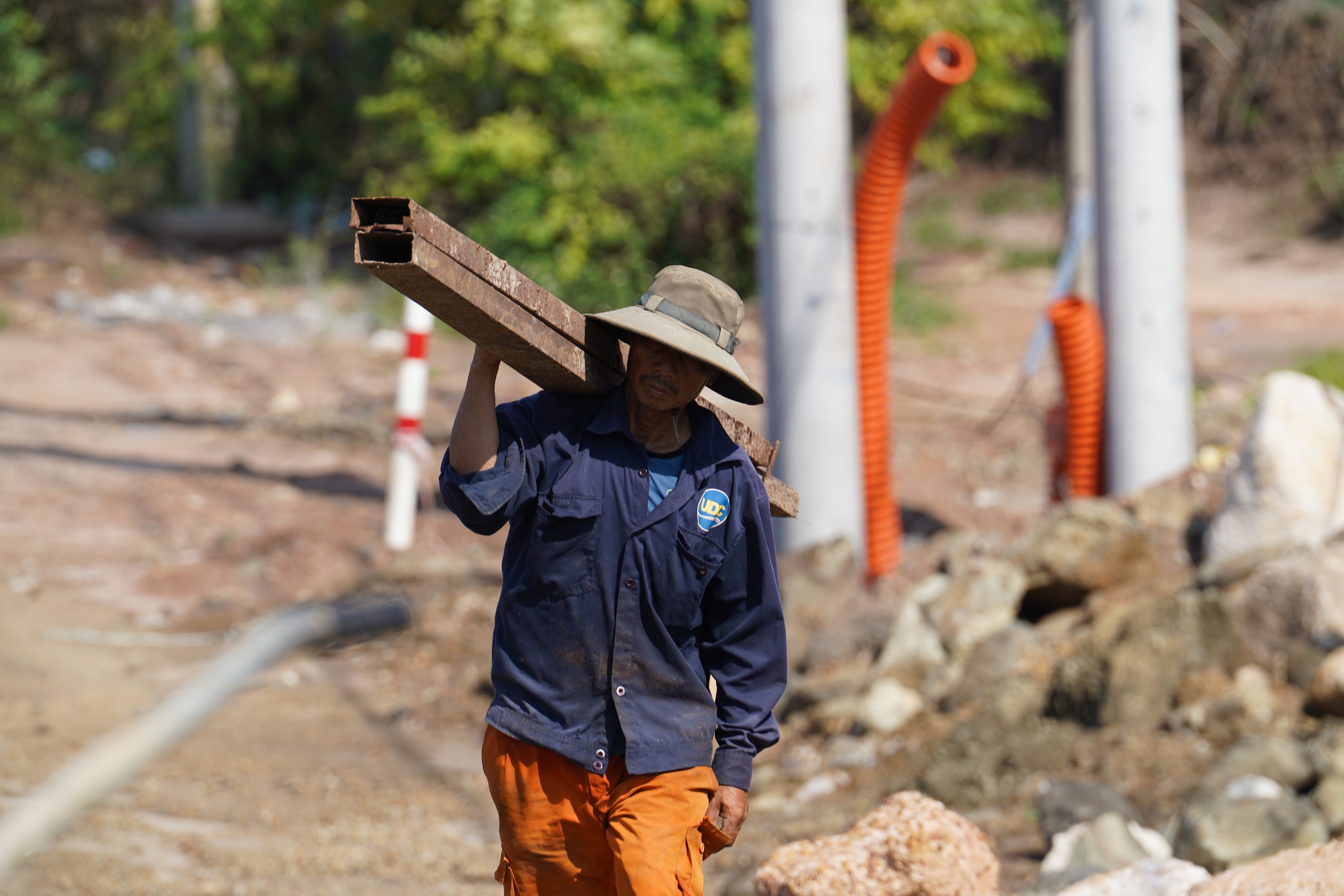 Hàng vạn công nhân, kỹ sư hối hả làm việc trên công trường xuyên lễ 2/9- Ảnh 8. Hàng vạn công nhân, kỹ sư hối hả làm việc trên công trường xuyên lễ 2/9- Ảnh 8.
