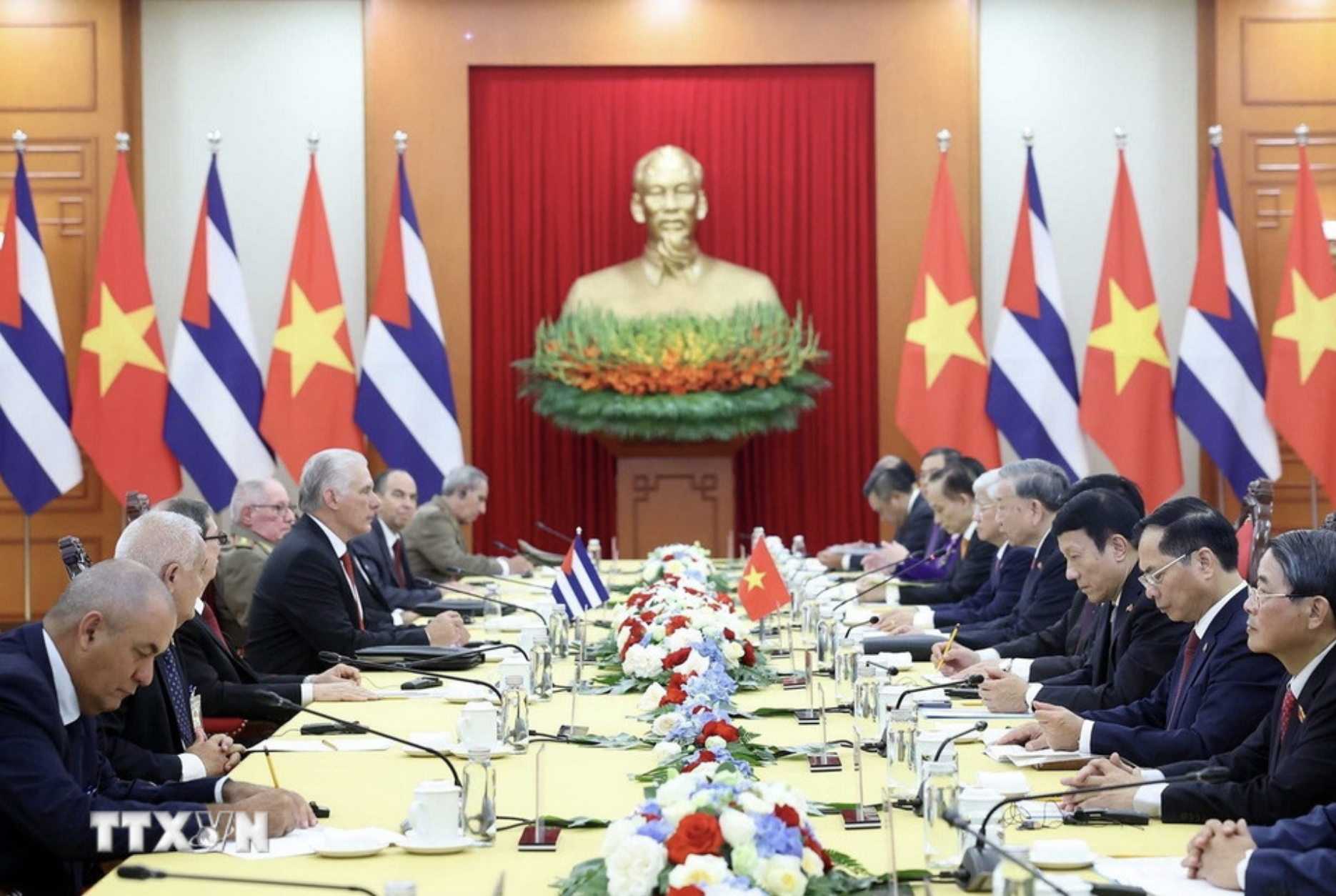Món quà gần 400 tỷ đồng Việt Nam tặng Cuba là biểu hiện của truyền thống đoàn kết- Ảnh 2. Món quà gần 400 tỷ đồng Việt Nam tặng Cuba là biểu hiện của truyền thống đoàn kết- Ảnh 2.