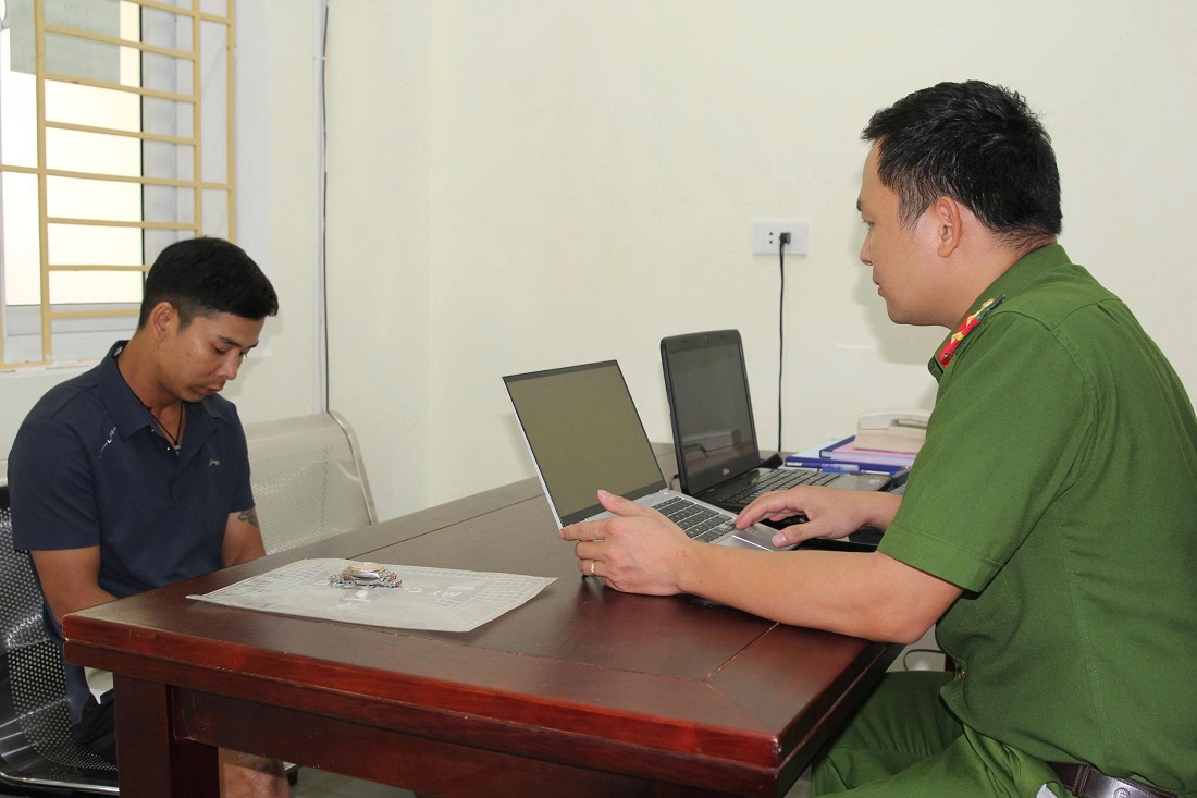 Nghệ An: Bắt đối tượng trộm tài sản trị giá khoảng 800 triệu đồng- Ảnh 1. Nghệ An: Bắt đối tượng trộm tài sản trị giá khoảng 800 triệu đồng- Ảnh 1.