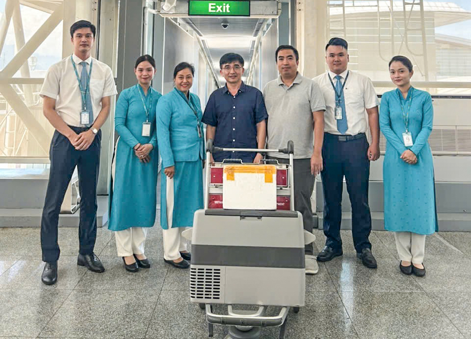 Hành trình kỳ diệu từ Đà Nẵng, Hà Nội đến Huế giúp nối dài sự sống- Ảnh 1.