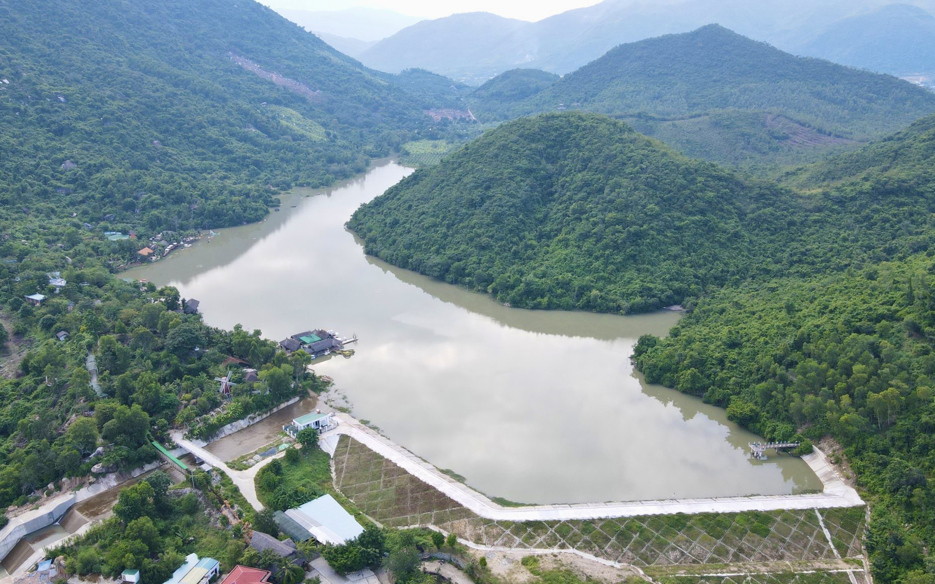 Tập trung th&aacute;o gỡ vướng mắc mặt bằng 4 dự &aacute;n thủy lợi trọng điểm tại Kh&aacute;nh H&ograve;a