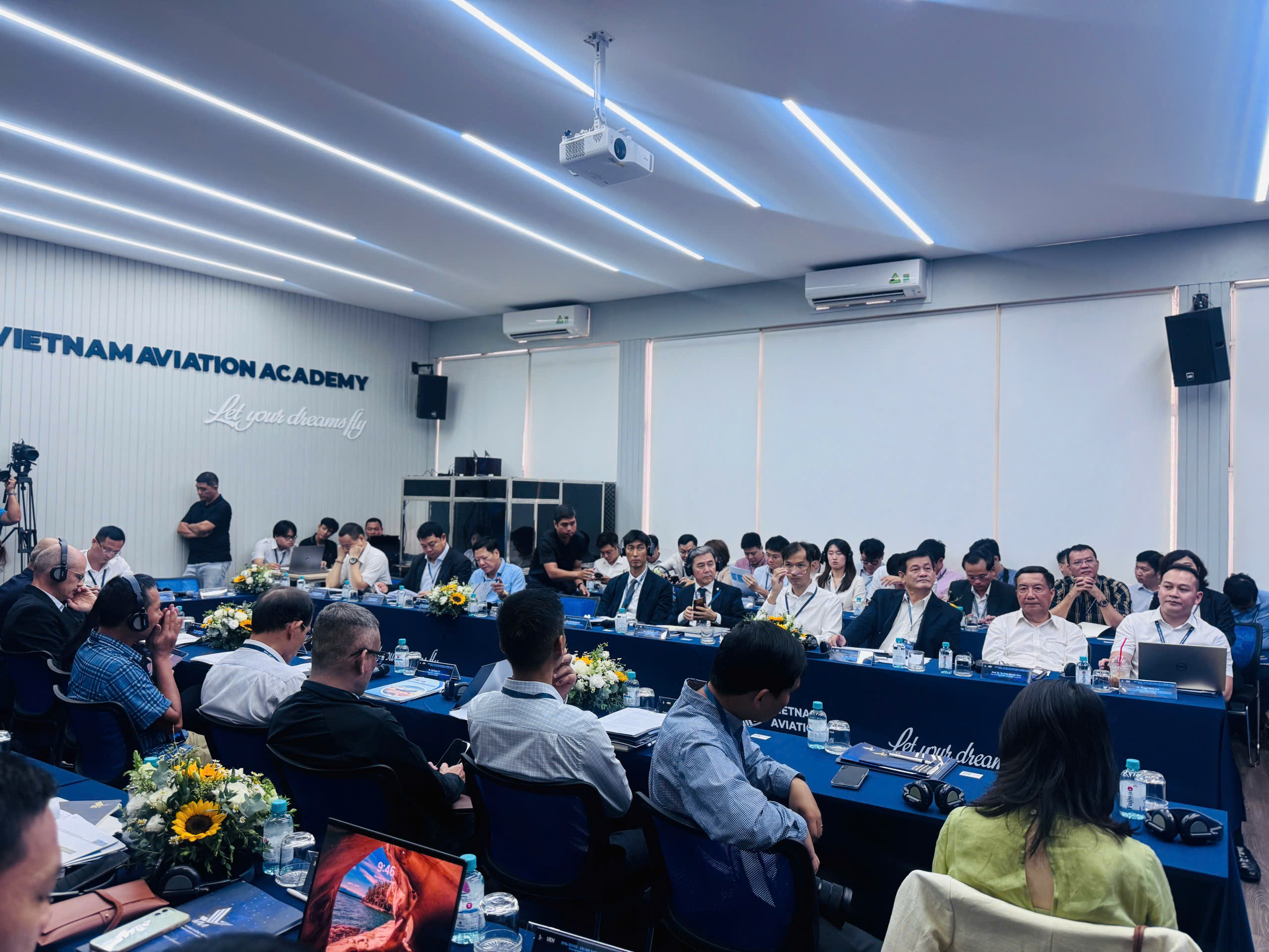 Chuyên gia hiến kế khai thác hiệu quả cặp cảng hàng không Tân Sơn Nhất - Long Thành- Ảnh 3.