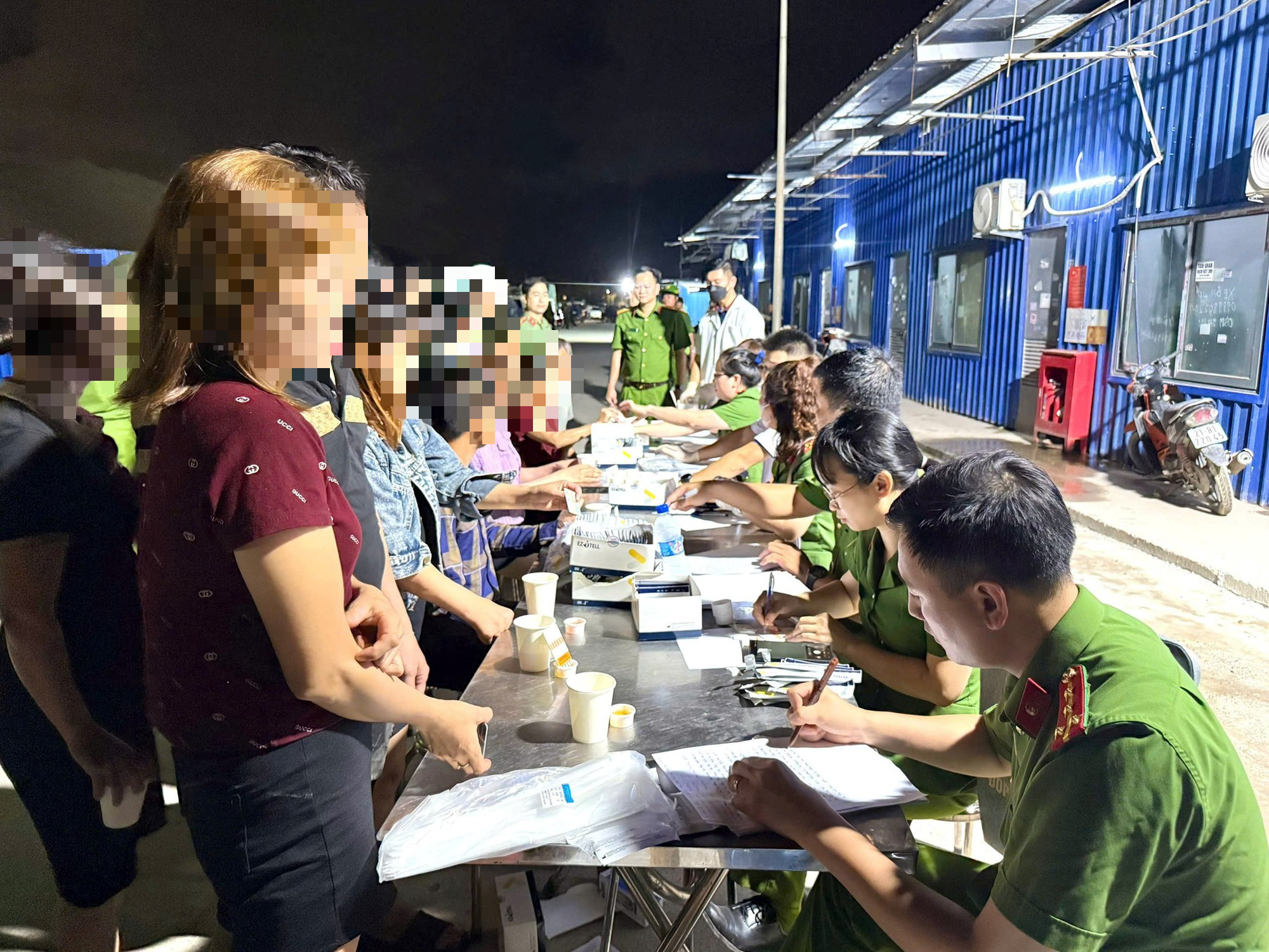 Hải Phòng: Ra quân tổng kiểm tra gần 500 cơ sở kinh doanh có điều kiện- Ảnh 3.