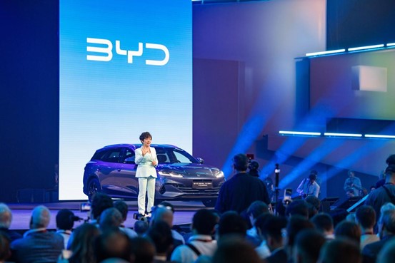 BYD Seal 6 DM-i Touring ra mắt tại châu Âu- Ảnh 1. BYD Seal 6 DM-i Touring ra mắt tại châu Âu- Ảnh 1.