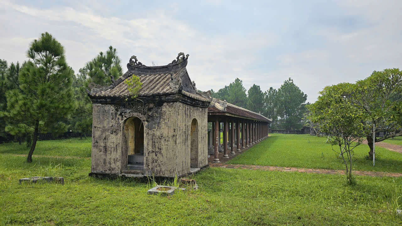 Huế: Đầu tư 132 tỷ đồng phục hồi, tu bổ di tích Văn Miếu- Ảnh 6. Huế: Đầu tư 132 tỷ đồng phục hồi, tu bổ di tích Văn Miếu- Ảnh 6.