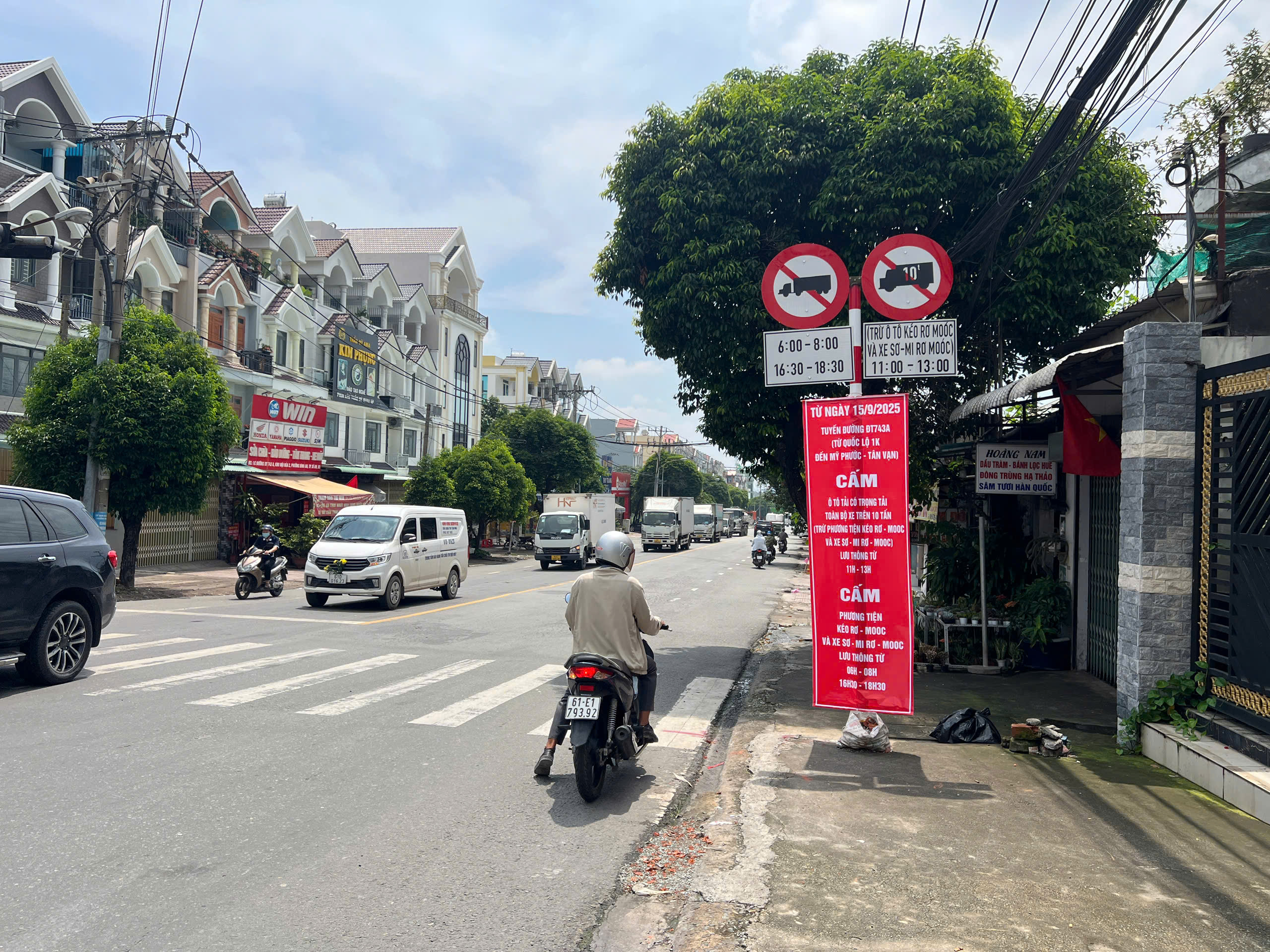 TP.HCM: Cấm xe tải trên 10 tấn lưu thông trên nhiều tuyến đường ở phường Đông Hòa- Ảnh 1.
