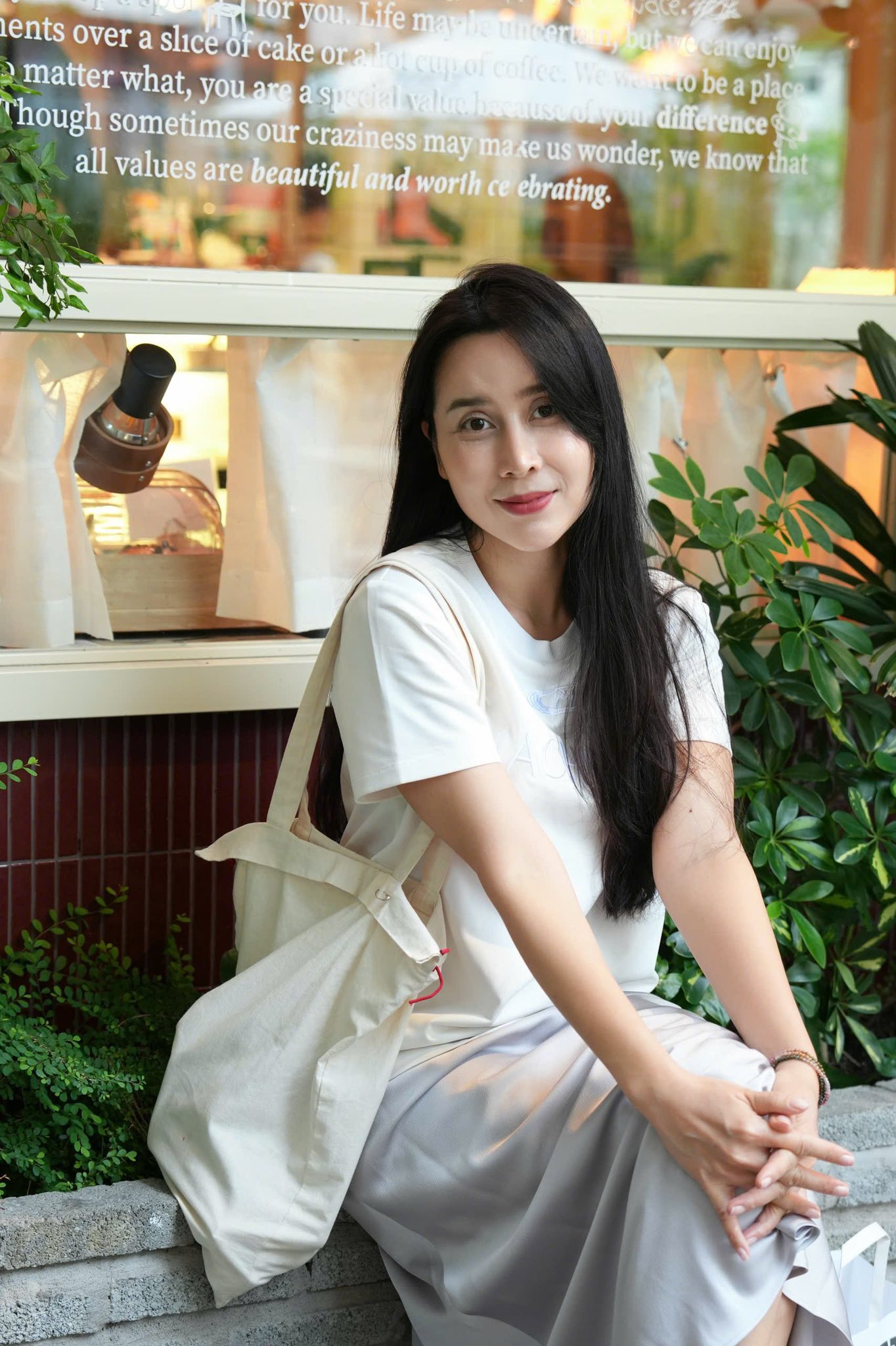 Lưu Hương Giang: Tôi chỉ sửa mũi, nhưng mọi người nghĩ tôi "đập mặt, xây lại"- Ảnh 2. Lưu Hương Giang: Tôi chỉ sửa mũi, nhưng mọi người nghĩ tôi "đập mặt, xây lại"- Ảnh 2.