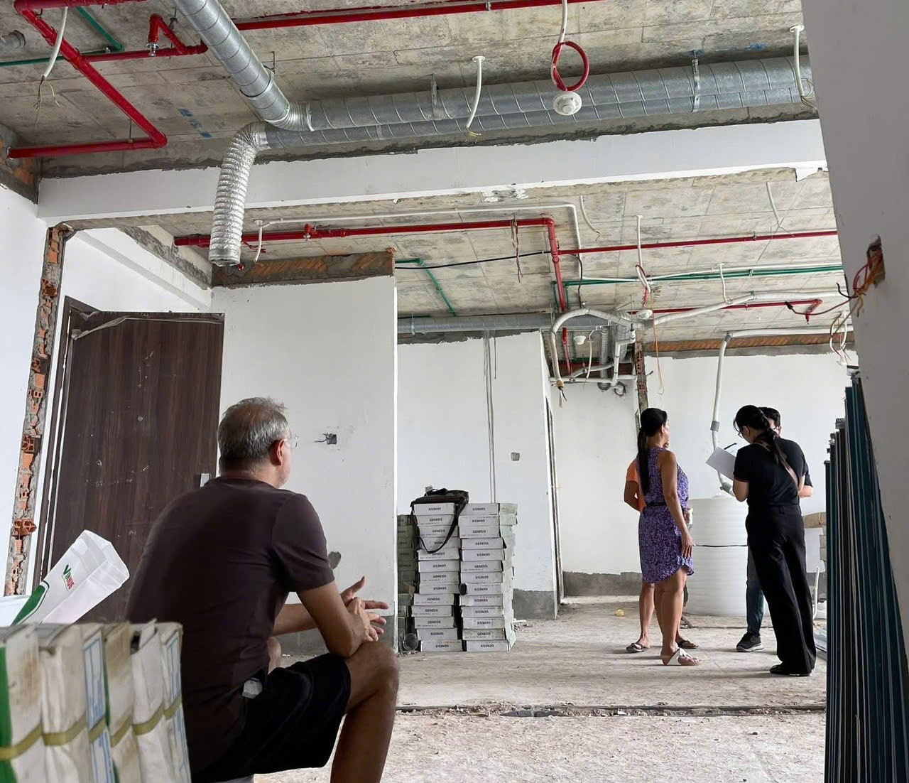 Những điều cần lưu ý khi mua căn hộ bàn giao thô- Ảnh 2. Những điều cần lưu ý khi mua căn hộ bàn giao thô- Ảnh 2.