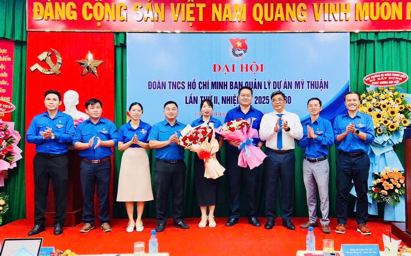 Tuổi trẻ Ban QLDA Mỹ Thuận chung tay x&acirc;y dựng h&agrave;ng chục căn nh&agrave; nghĩa t&igrave;nh cho người ngh&egrave;o