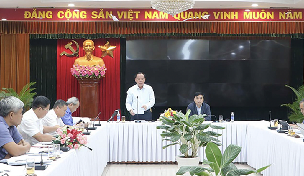 Đồng Nai giải ngân 11.800 tỷ đồng, quyết gỡ điểm nghẽn mặt bằng, cán đích 100% vốn- Ảnh 2.