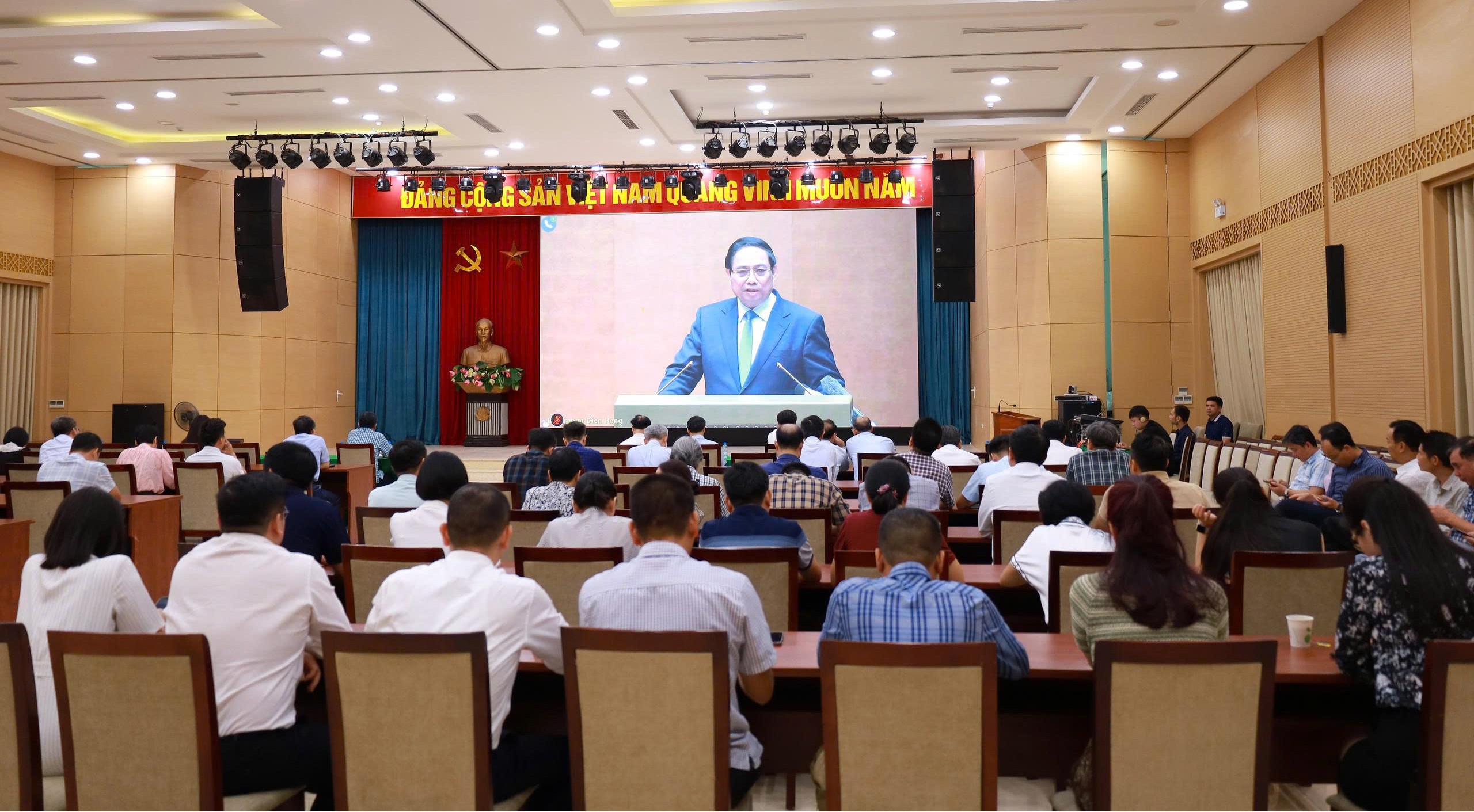 Đảng bộ Bộ Xây dựng kết nối Hội nghị toàn quốc quán triệt 4 Nghị quyết của Bộ Chính trị- Ảnh 3.