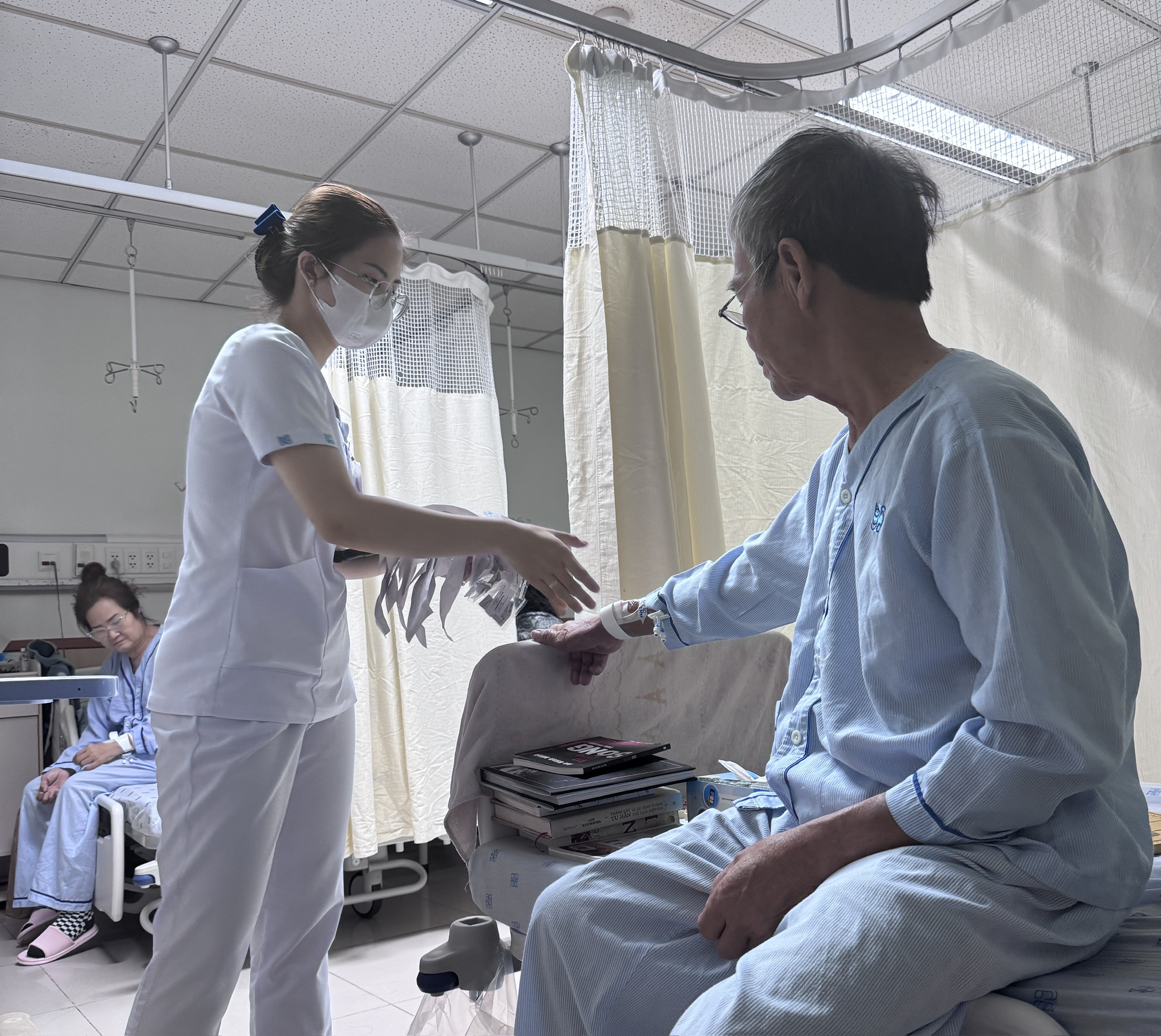 Người dân từ 60 tuổi tại TP.HCM được thăm khám sức khỏe miễn phí thế nào?- Ảnh 1.