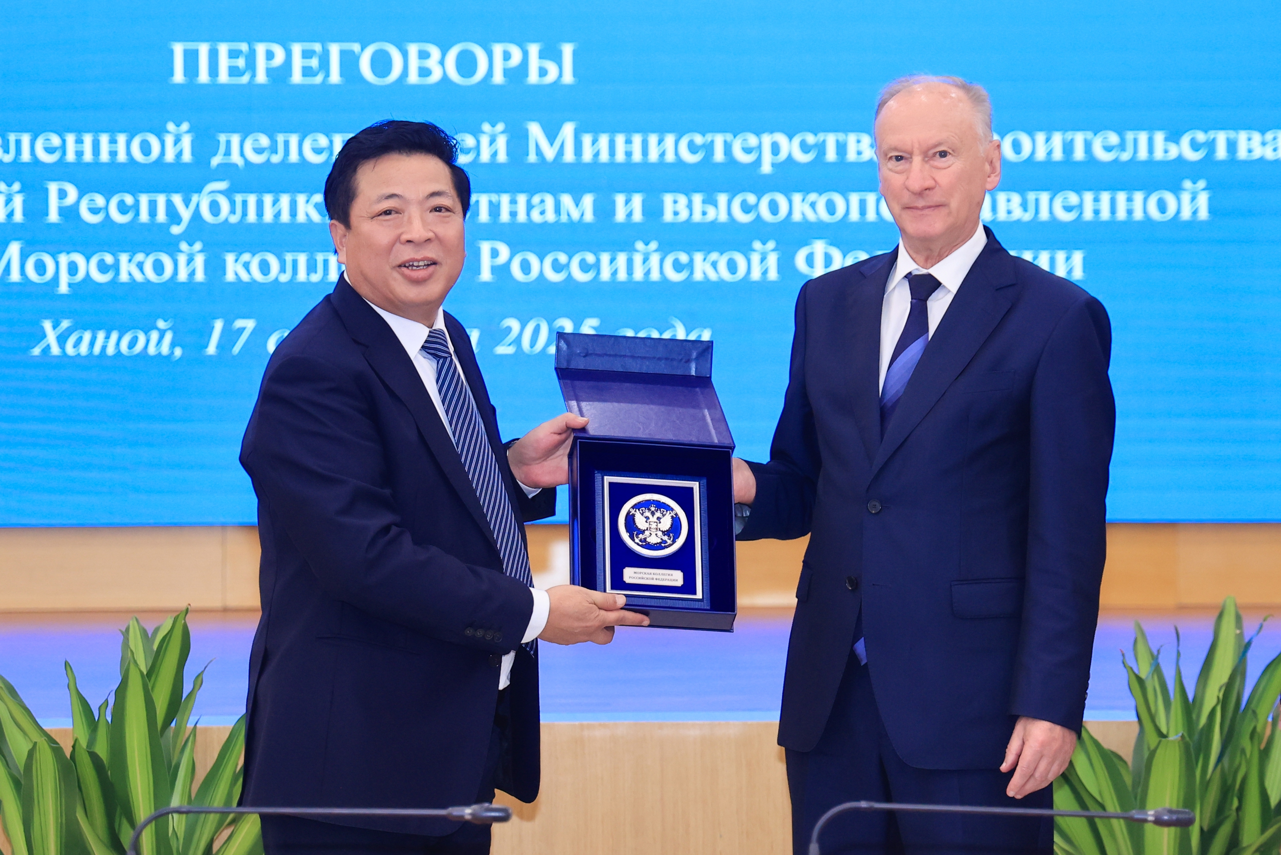 Bộ trưởng Trần Hồng Minh: Thúc đẩy hợp tác hàng hải Việt - Nga thực chất, hiệu quả- Ảnh 7.