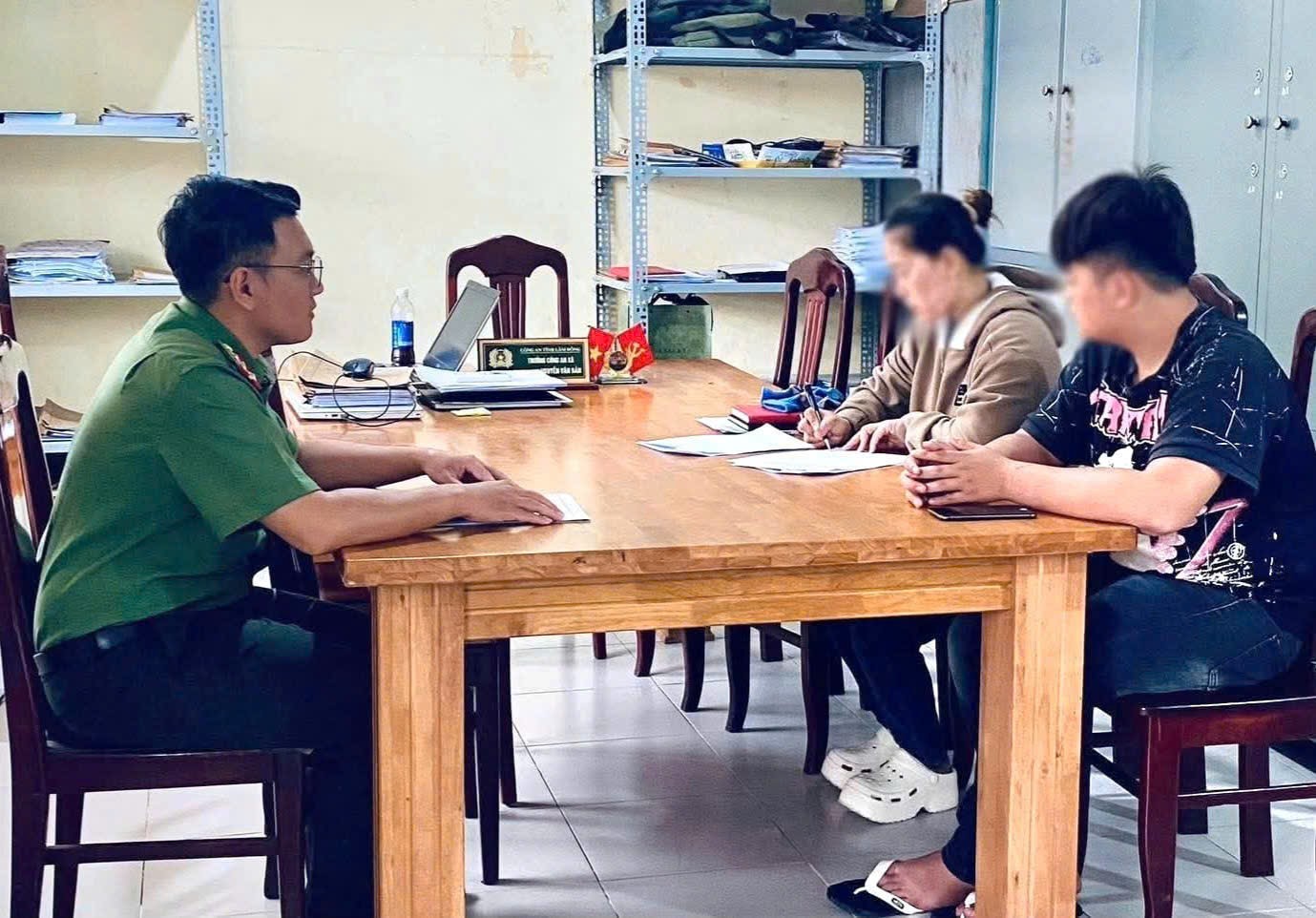 Thiếu niên bị triệu tập vì đăng video vi phạm luật giao thông lên mạng xã hội- Ảnh 1.