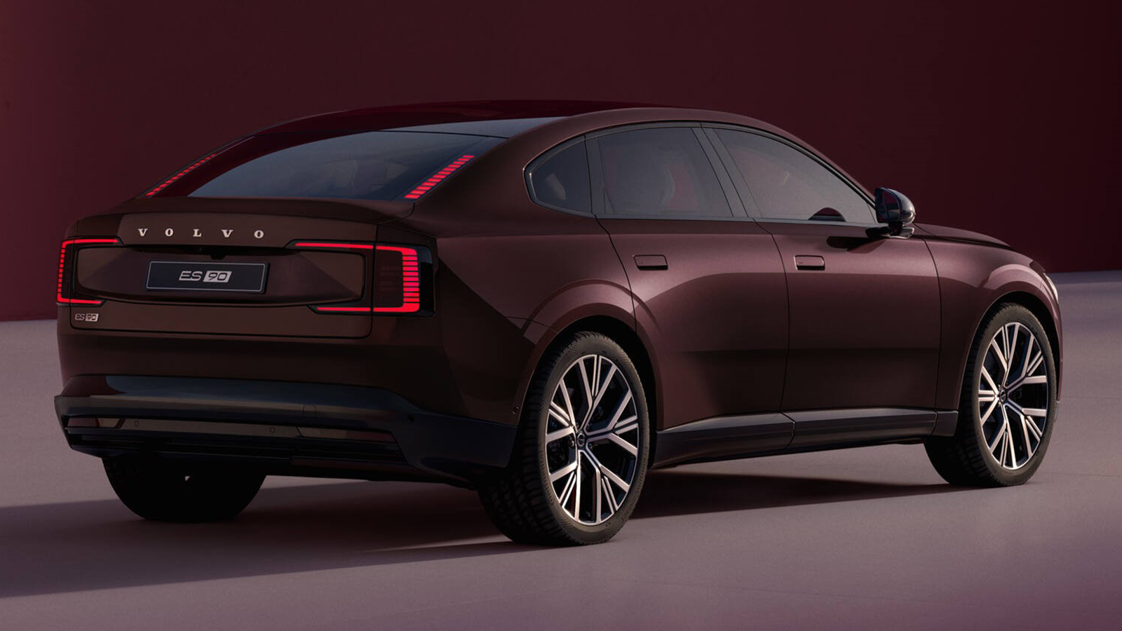 Volvo sẽ tập trung phát triển xe điện hóa- Ảnh 2.