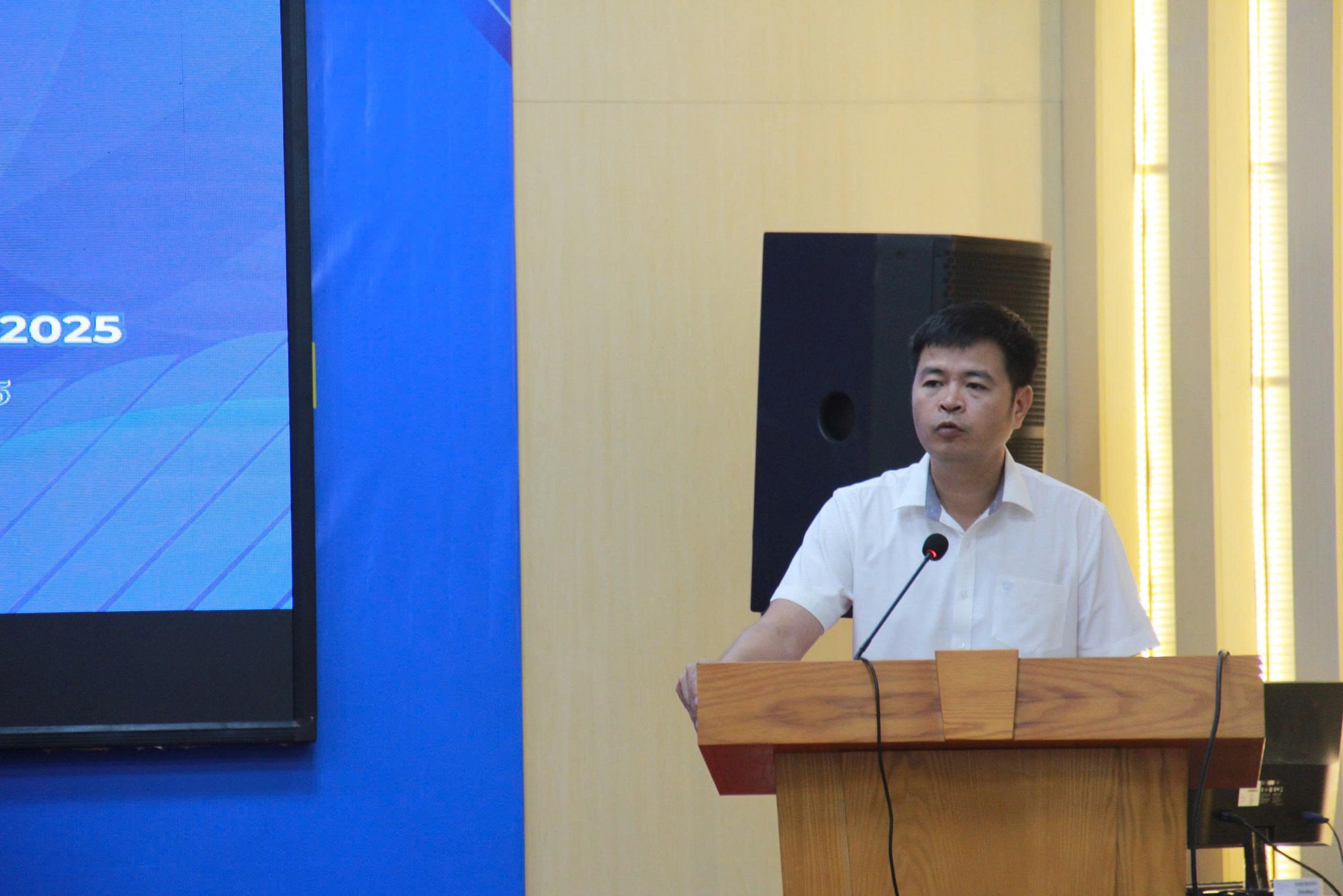 Phú Thọ: Phổ biến các văn bản quy phạm pháp luật ngành Xây dựng năm 2025- Ảnh 2.