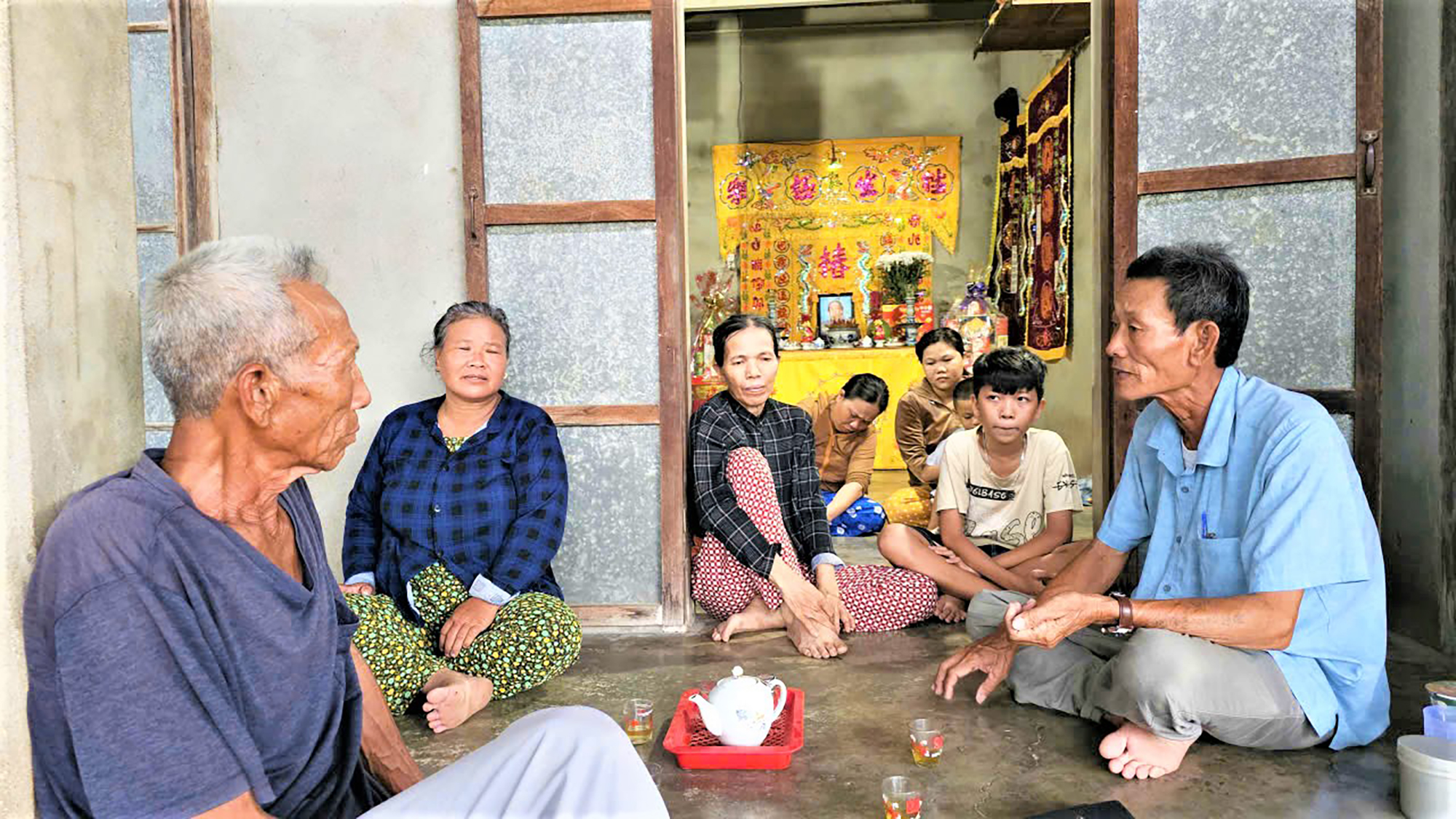 Nỗi đau mẹ mất con, bà mất cháu và tương lai mịt mờ- Ảnh 2.