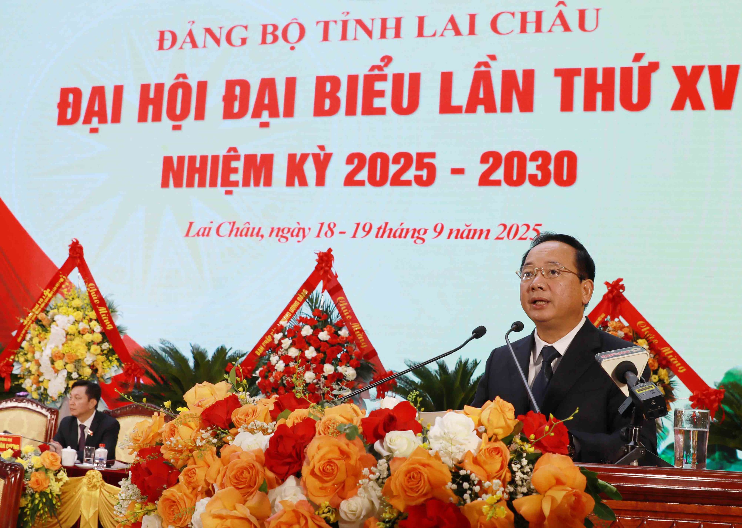 Quyết tâm xây dựng Lai Châu phát triển xanh, bền vững- Ảnh 6.