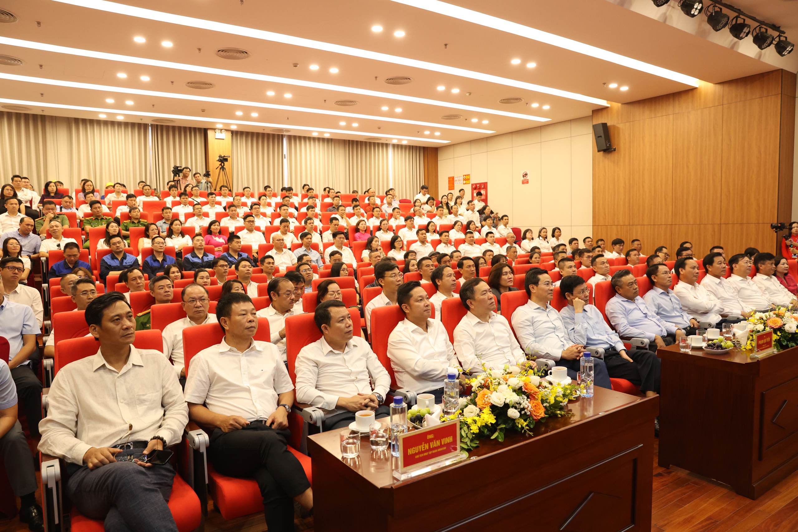 Khánh thành Nhà máy Điện rác Seraphin, dấu mốc kiến tạo Thủ đô xanh, đáng sống- Ảnh 1.