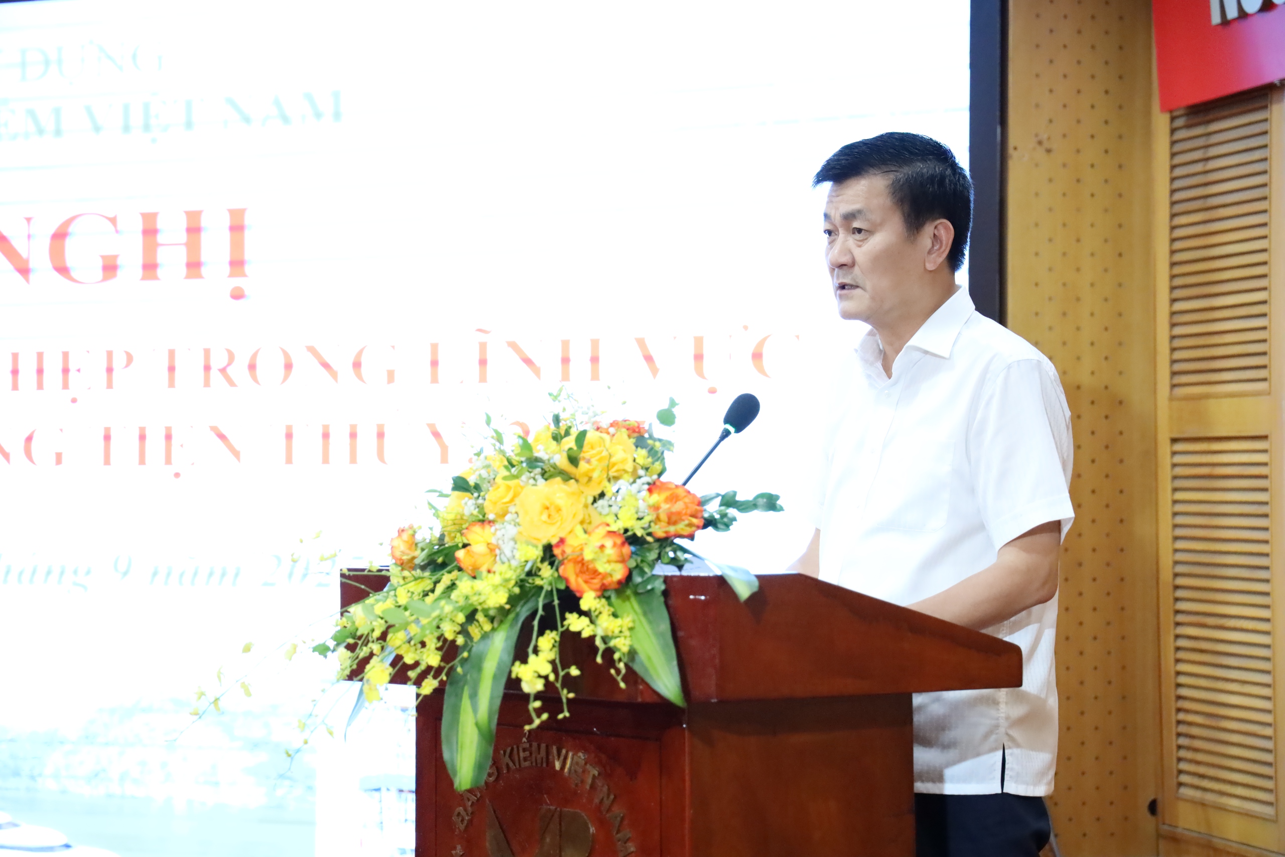 Cục Đăng kiểm đối thoại với doanh nghiệp, gỡ khó kiểm định phương tiện thuỷ- Ảnh 3.