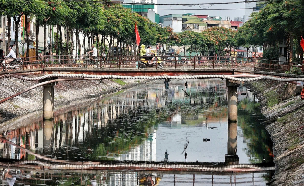 Hà Nội yêu cầu tiếp tục rà soát cầu yếu, cầu tạm- Ảnh 1.