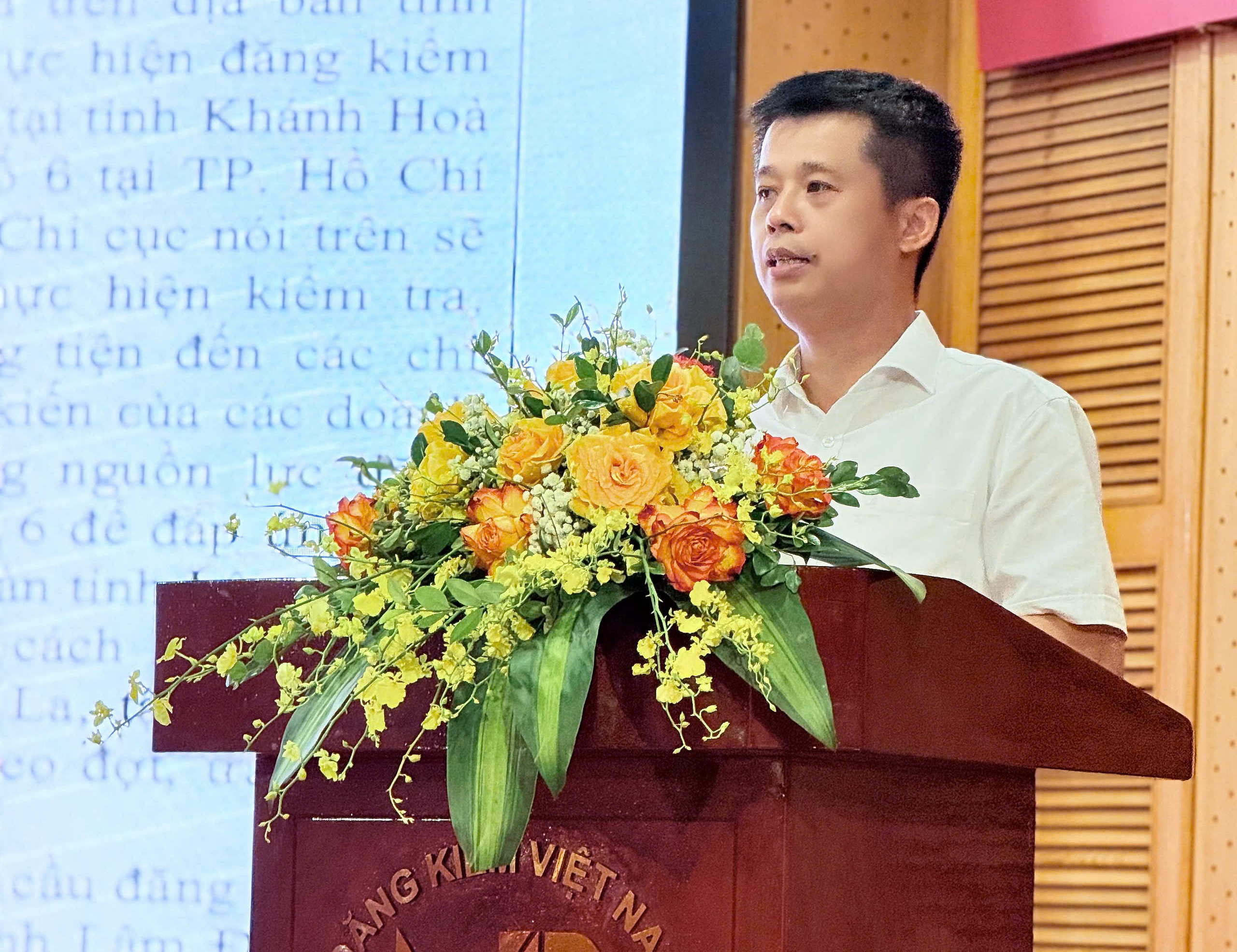 Cục Đăng kiểm đối thoại với doanh nghiệp, gỡ khó kiểm định phương tiện thuỷ- Ảnh 2.