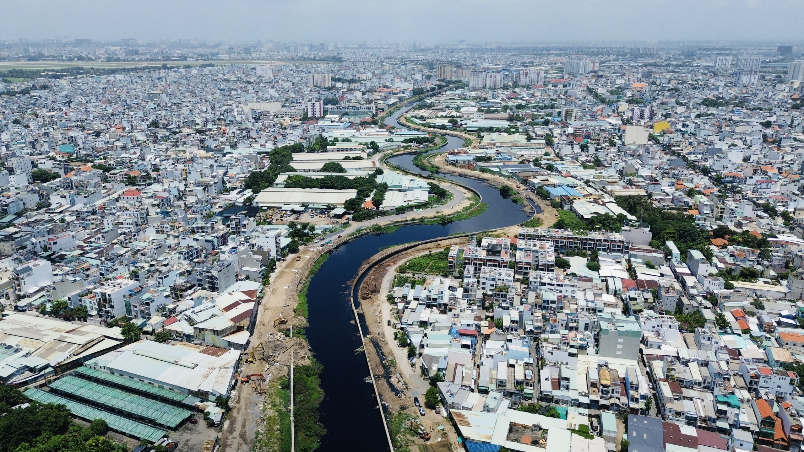 TP.HCM bứt ph&aacute; hạ tầng, mở kh&ocirc;ng gian ph&aacute;t triển si&ecirc;u đ&ocirc; thị năm 2026- Ảnh 4.