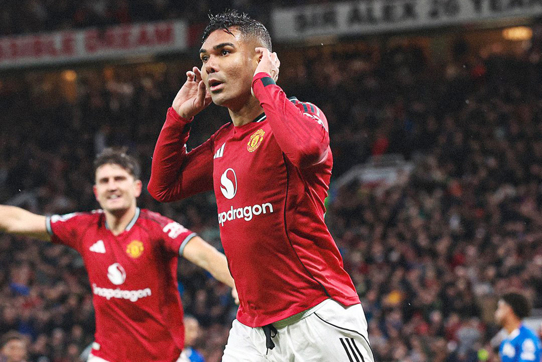 MU đánh bại Chelsea trong trận đấu có 2 tấm thẻ đỏ- Ảnh 2. MU đánh bại Chelsea trong trận đấu có 2 tấm thẻ đỏ- Ảnh 2.