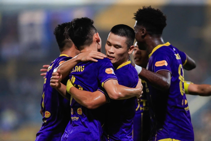 Trực tiếp V-League 2025-2026: Hà Nội FC đại chiến Thể Công Viettel- Ảnh 1.