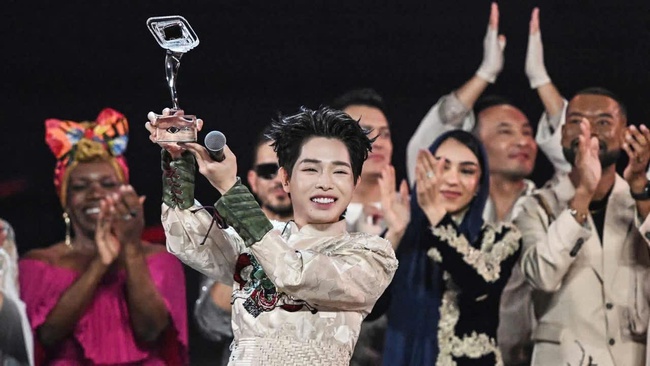 Sau một đêm, Việt Nam có quán quân Intervision 2025 và Á hậu 2 Miss International Queen- Ảnh 1.