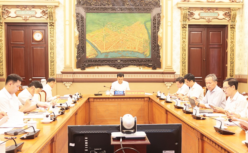 TP.HCM phấn đấu hoàn thành 24,8 triệu m² sàn nhà ở, khởi công thêm 20 dự án cuối năm 2025- Ảnh 2.