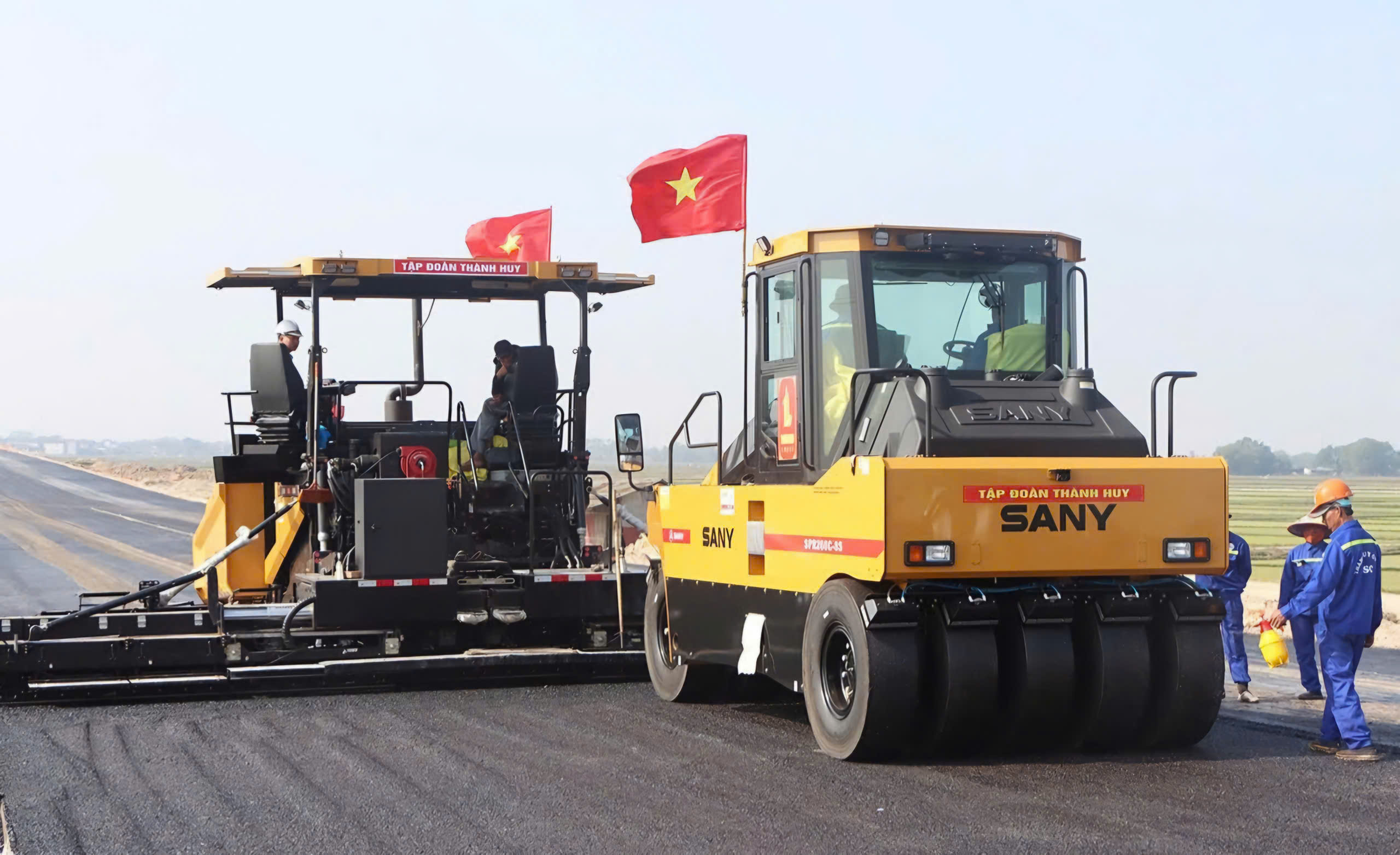 Chính sách đặc thù cấp phép mỏ vật liệu tạo "bàn đạp" đưa loạt cao tốc về đích sớm- Ảnh 1.