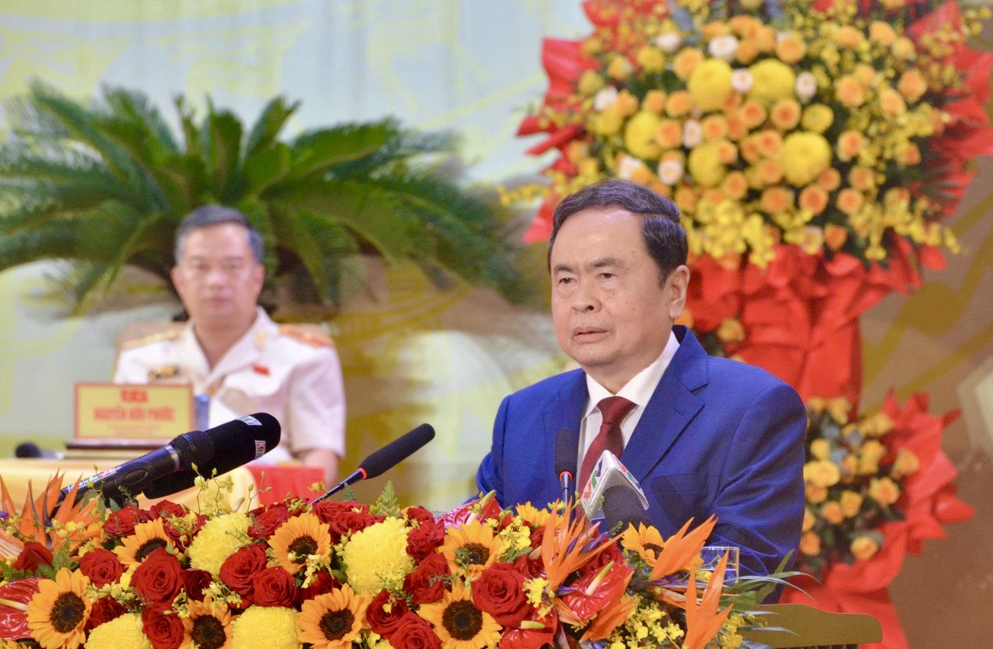 Chủ tịch Quốc hội: Hạ tầng là thế cạnh tranh, mở rộng kết nối cho Khánh Hòa- Ảnh 1. Chủ tịch Quốc hội: Hạ tầng là thế cạnh tranh, mở rộng kết nối cho Khánh Hòa- Ảnh 1.